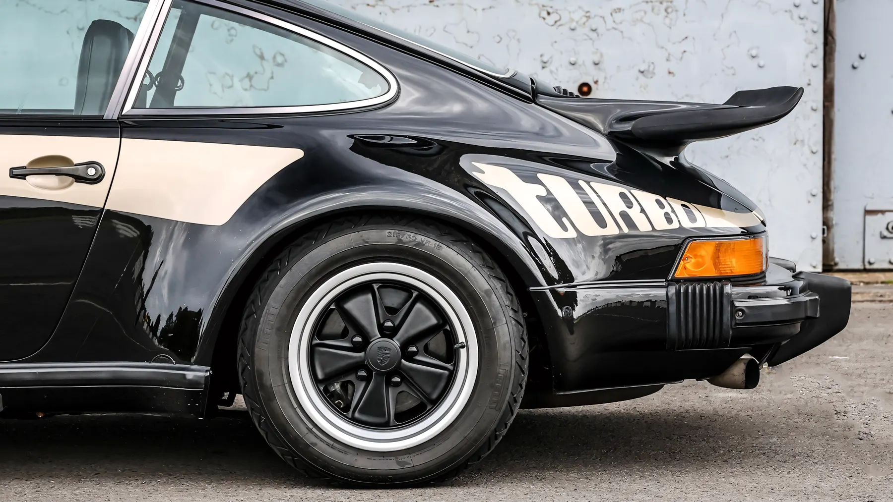 1976 Porsche 911 Turbo Coupé - photo 2