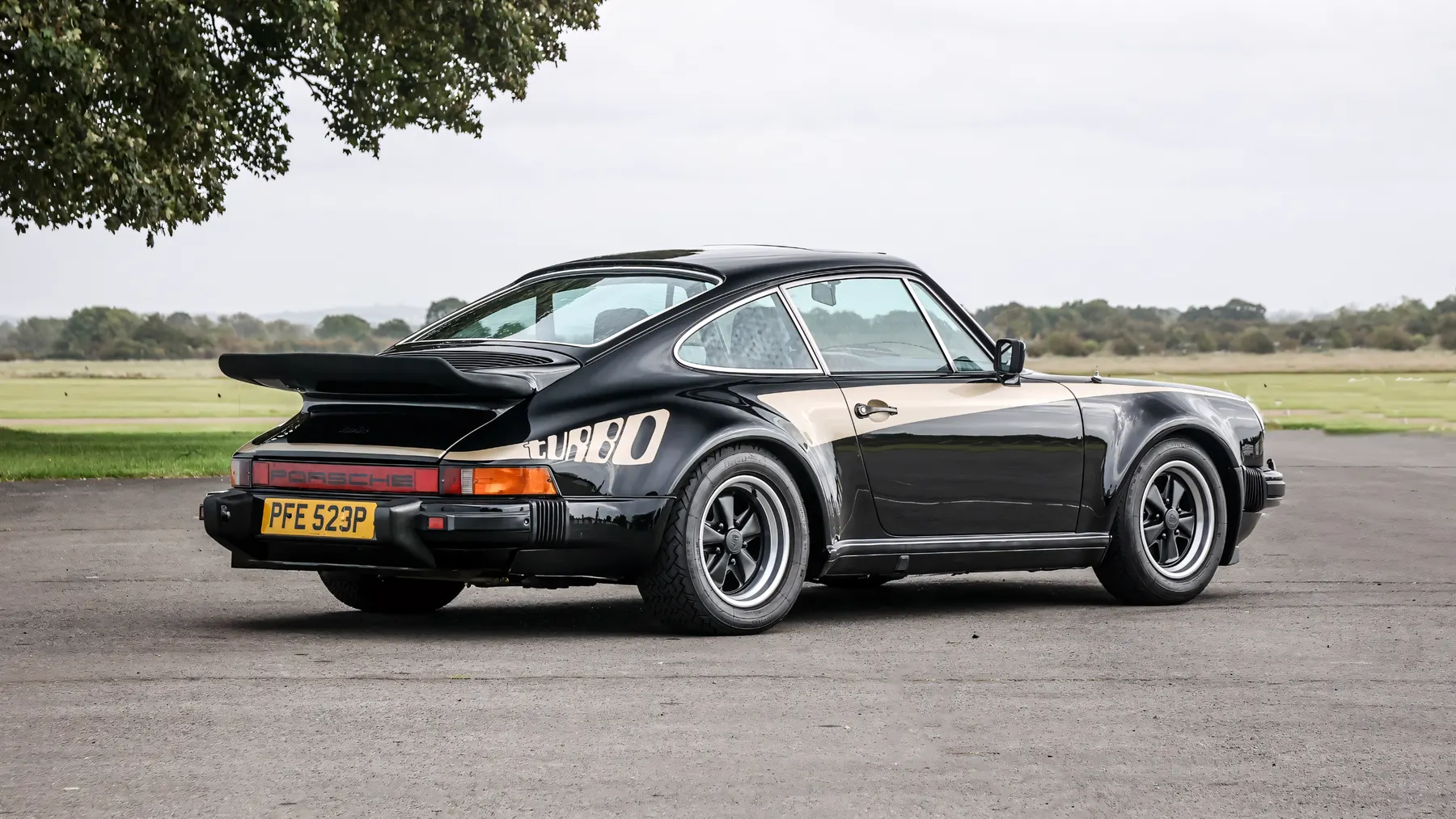 1976 Porsche 911 Turbo Coupé - photo 3
