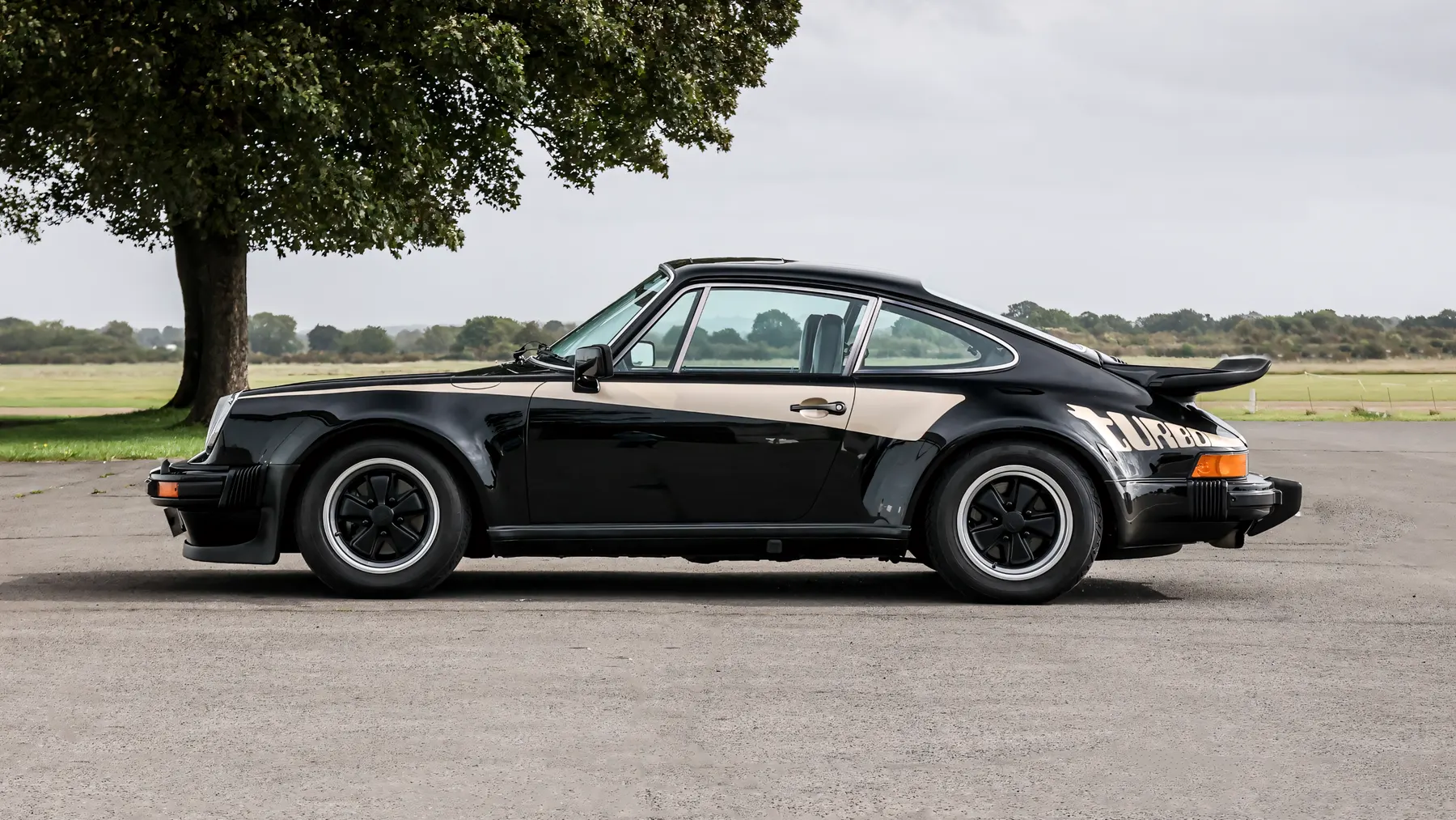 1976 Porsche 911 Turbo Coupé - photo 4