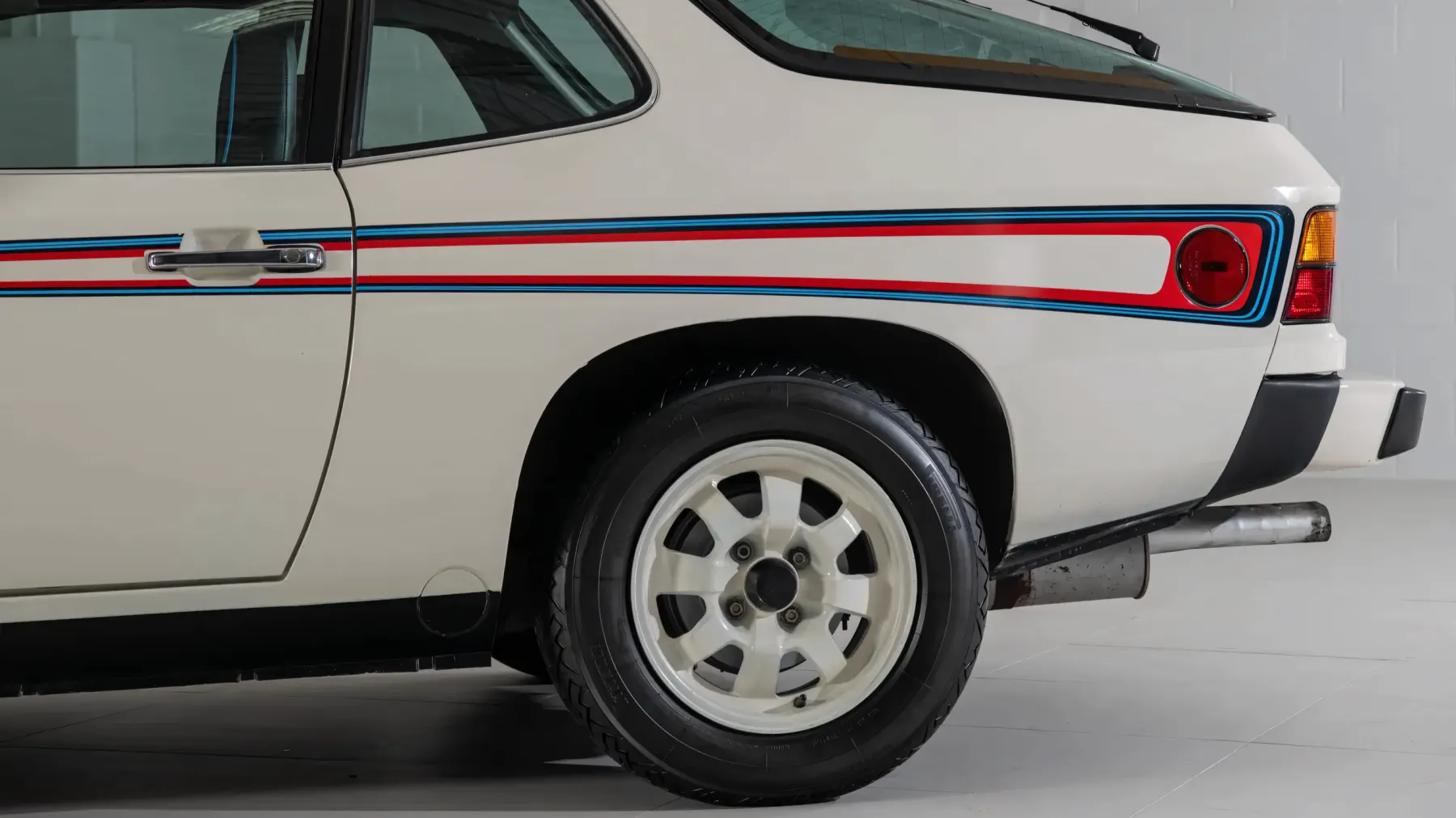 1977 Porsche 924 'Martini Championship Edition' - photo 3
