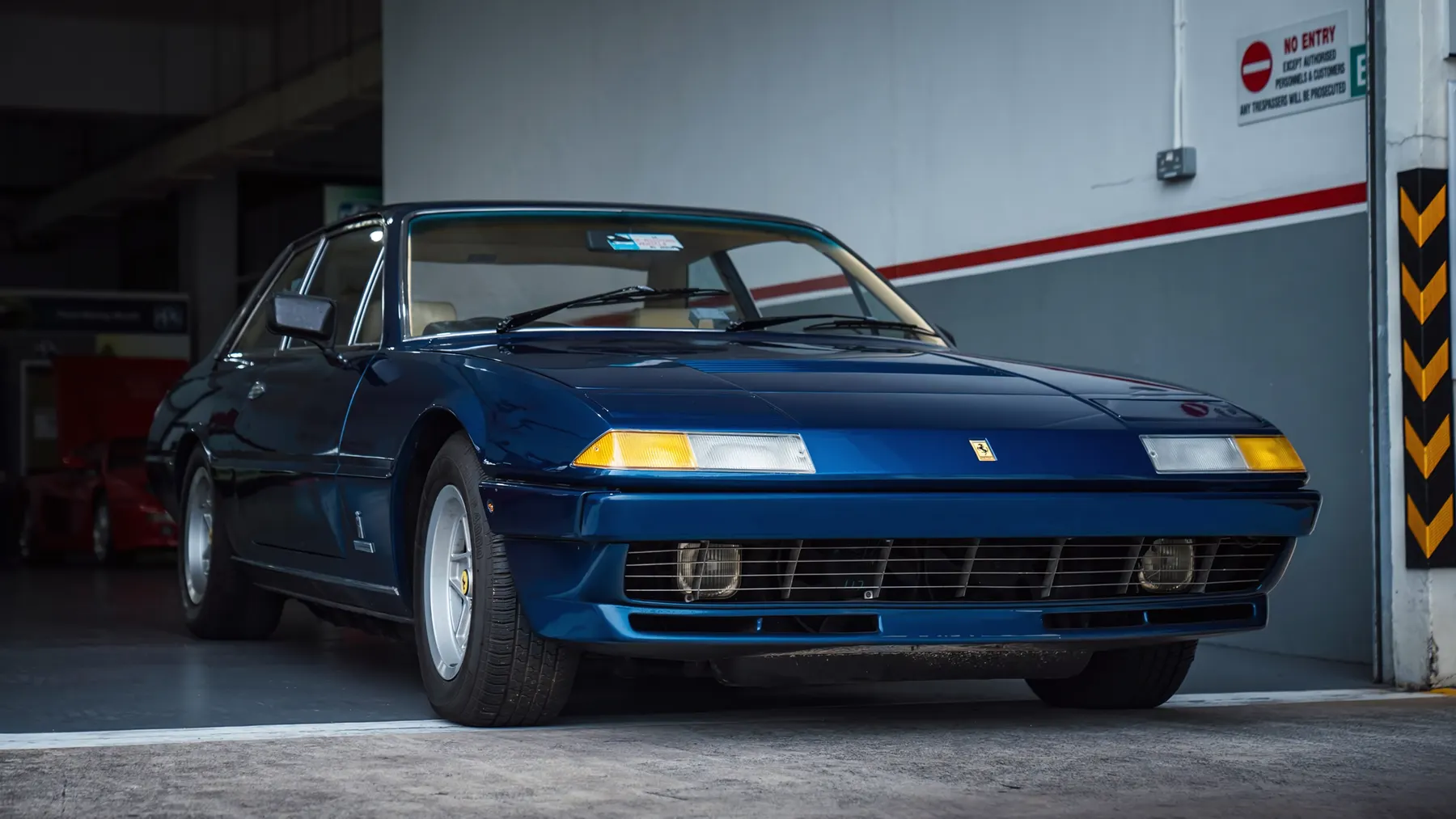 1979 Ferrari 400i - photo 2