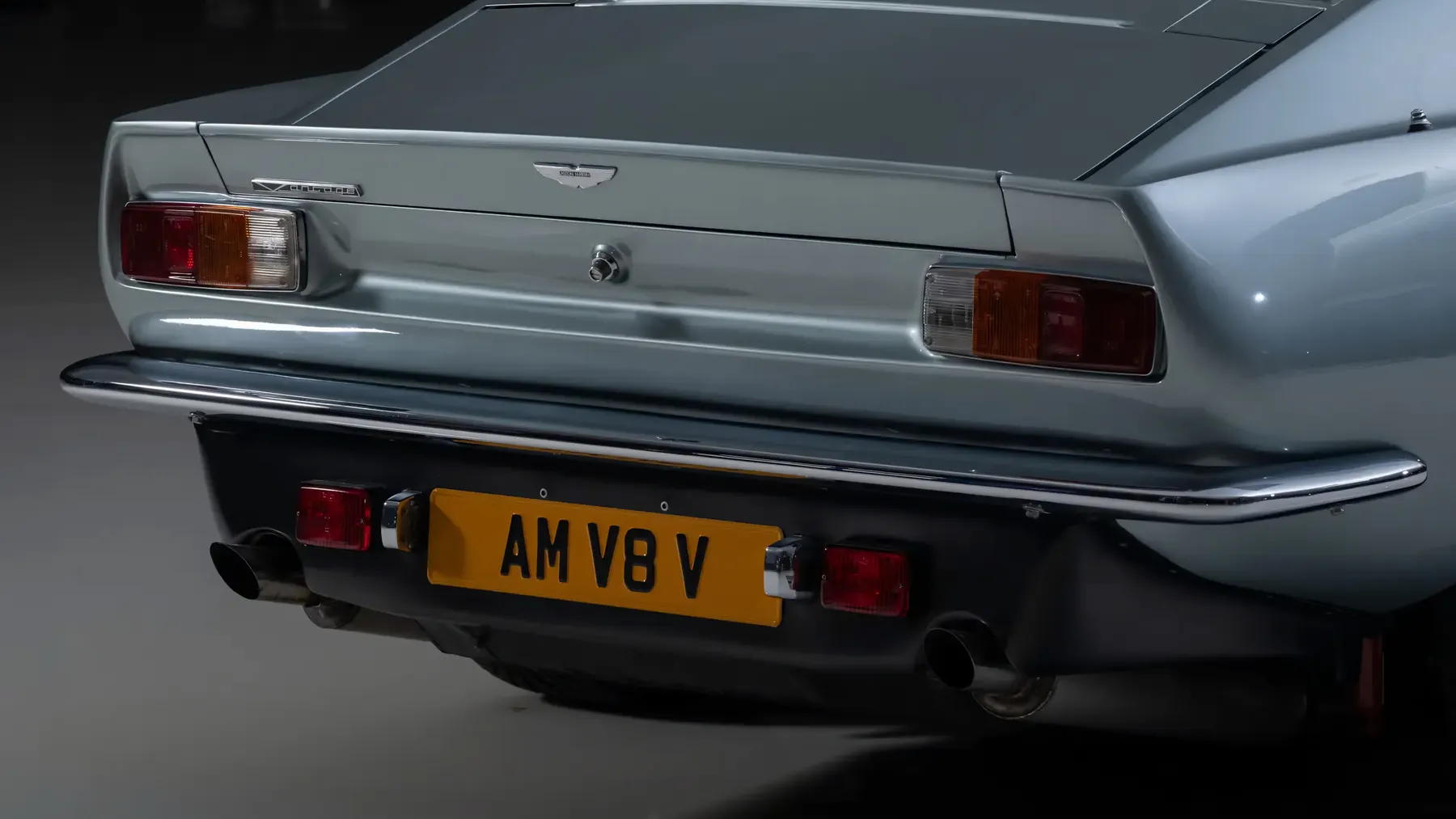 1985 Aston Martin V8 Vantage - photo 1