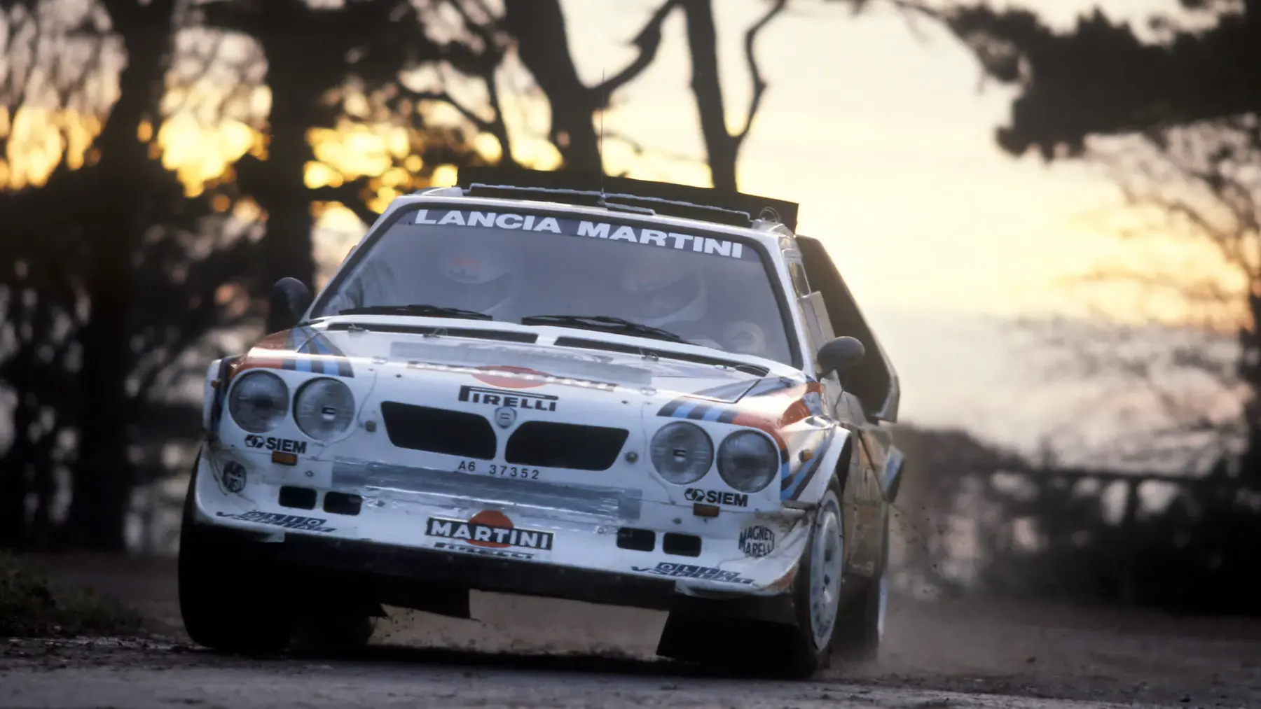 1985 Lancia Delta S4 Rally - photo 1