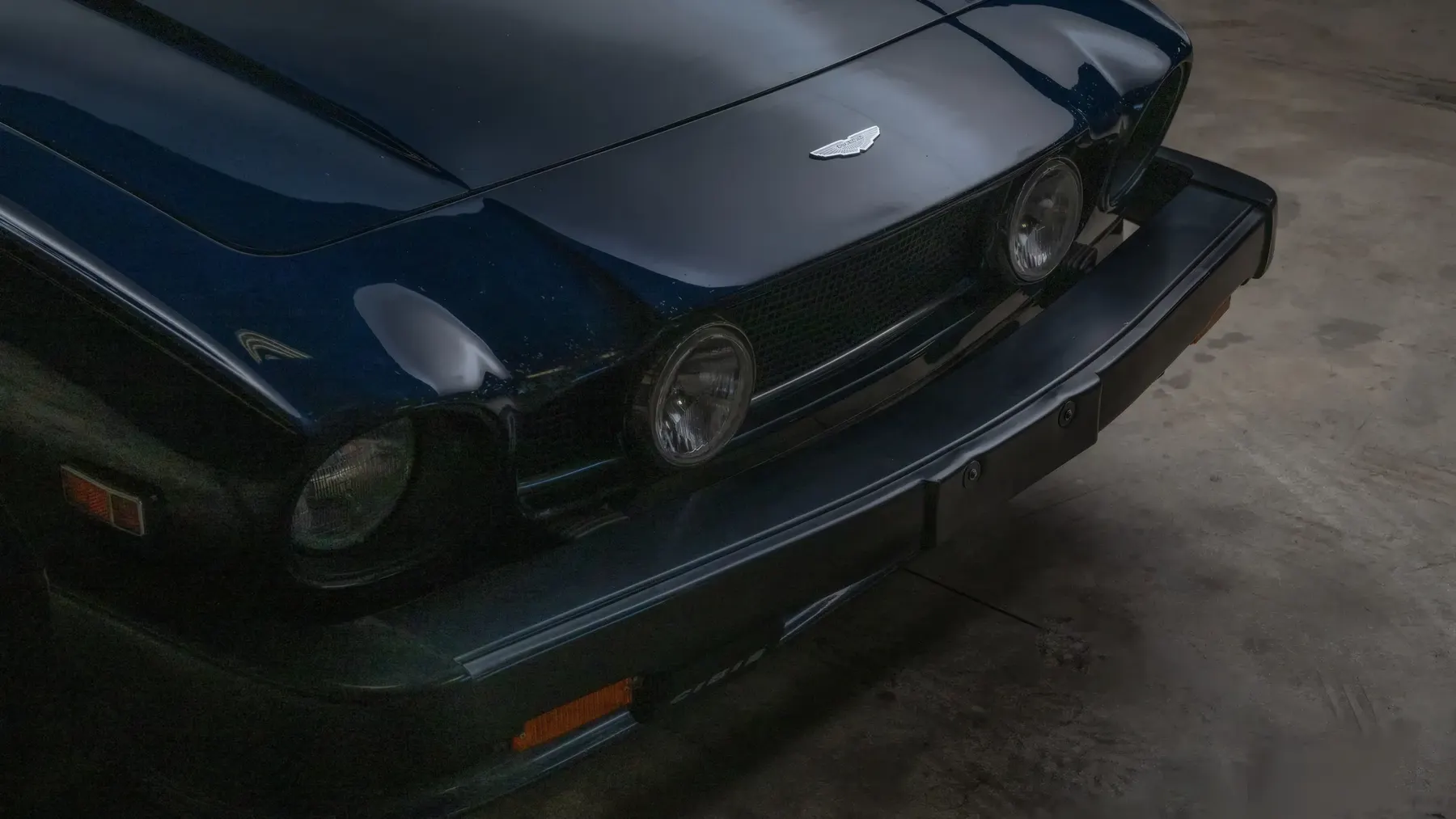 1986 Aston Martin V8 Volante - photo 2