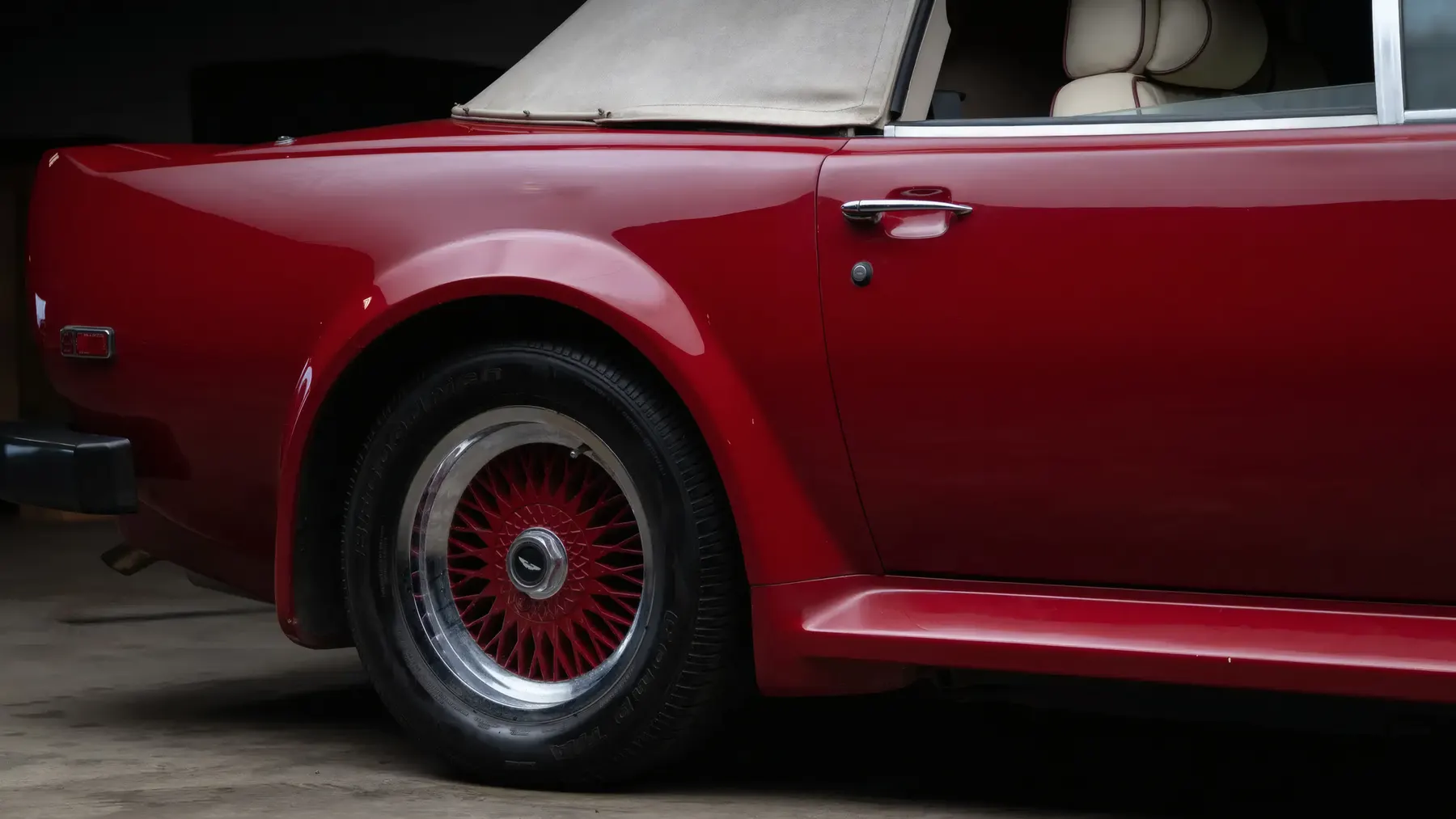 1989 Aston Martin V8 Vantage Volante - photo 3