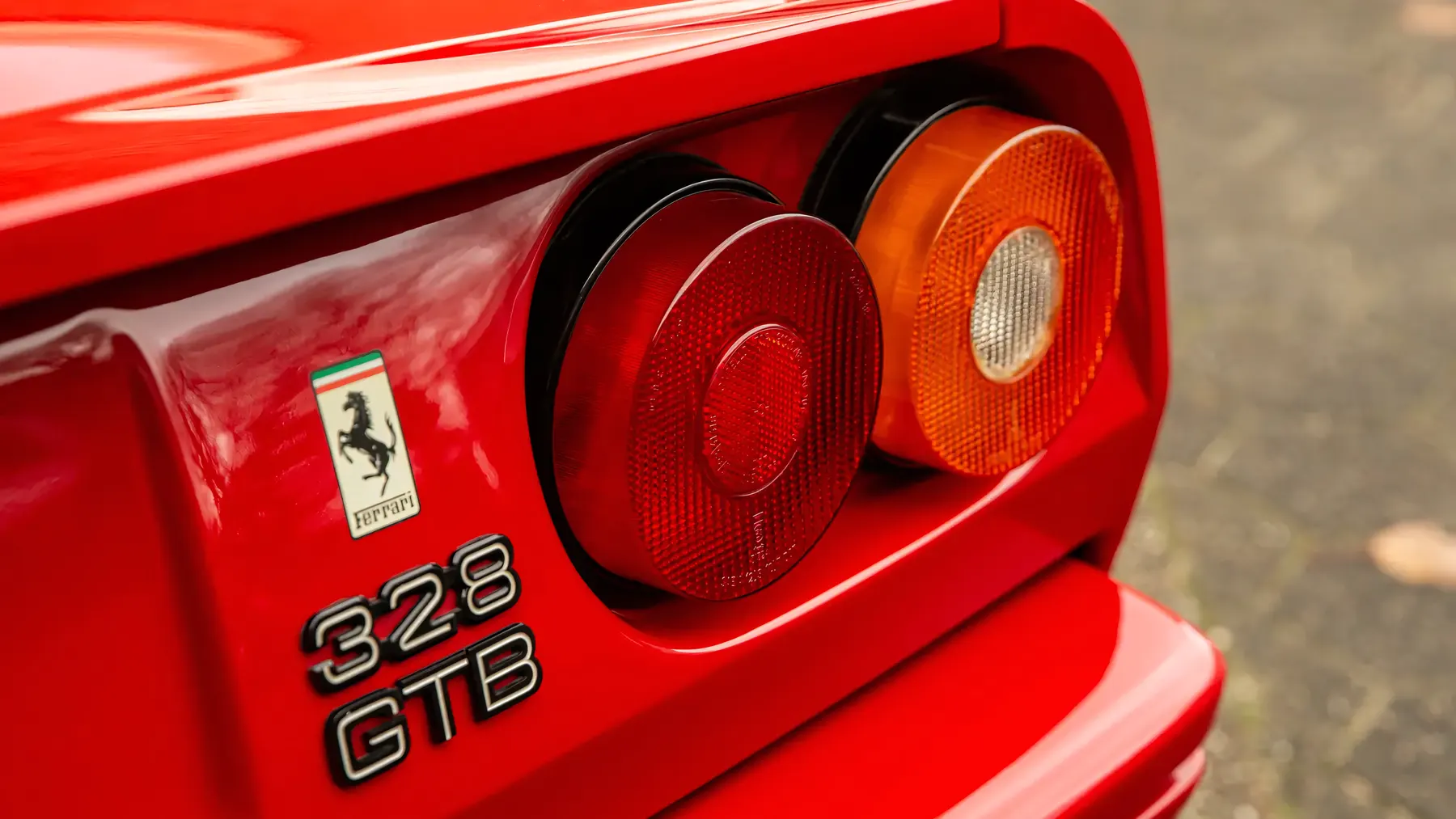 1989 Ferrari 328 GTB - photo 3