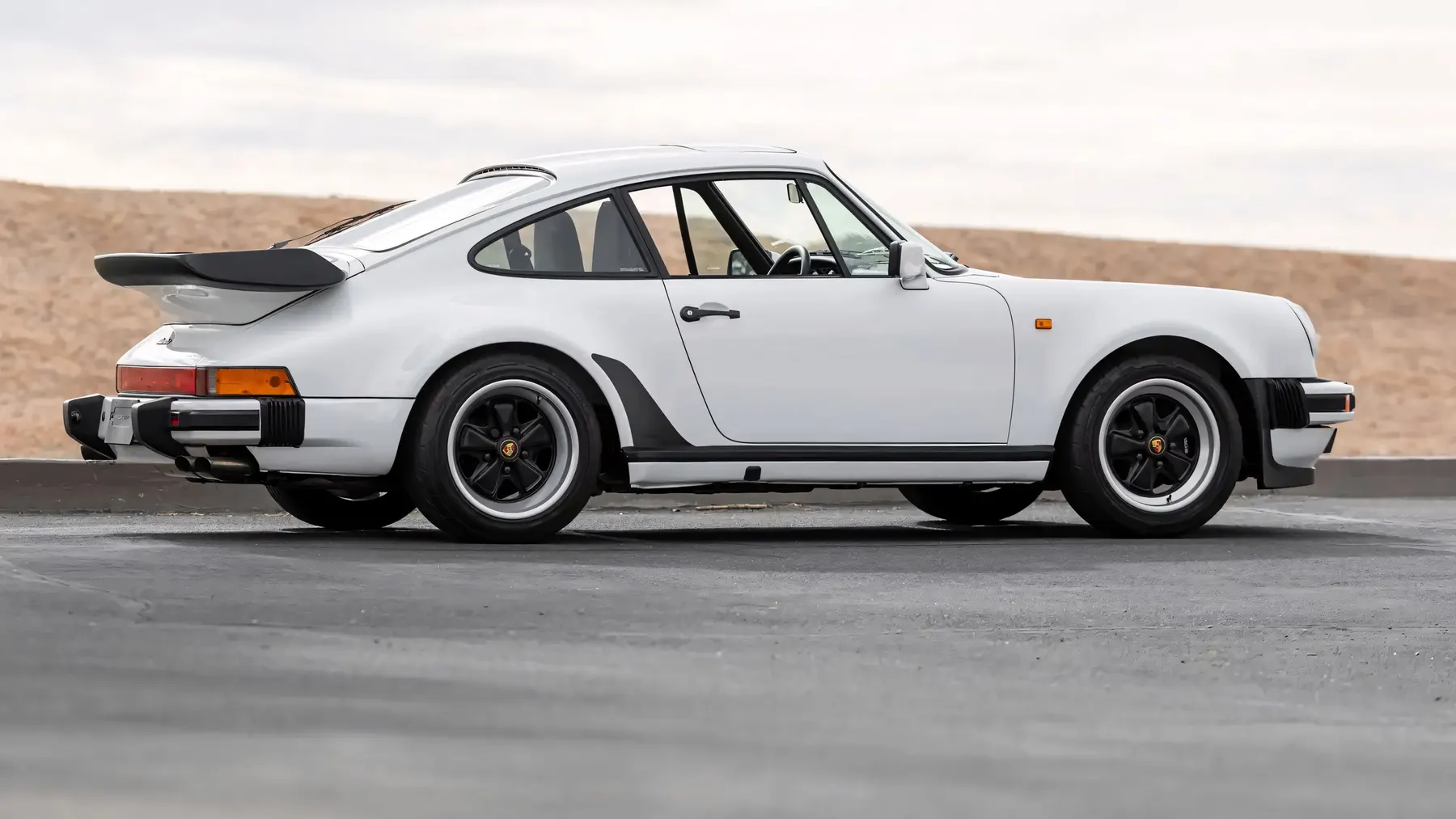 1989 Porsche 911 Turbo S 'WLS' Coupe - photo 5
