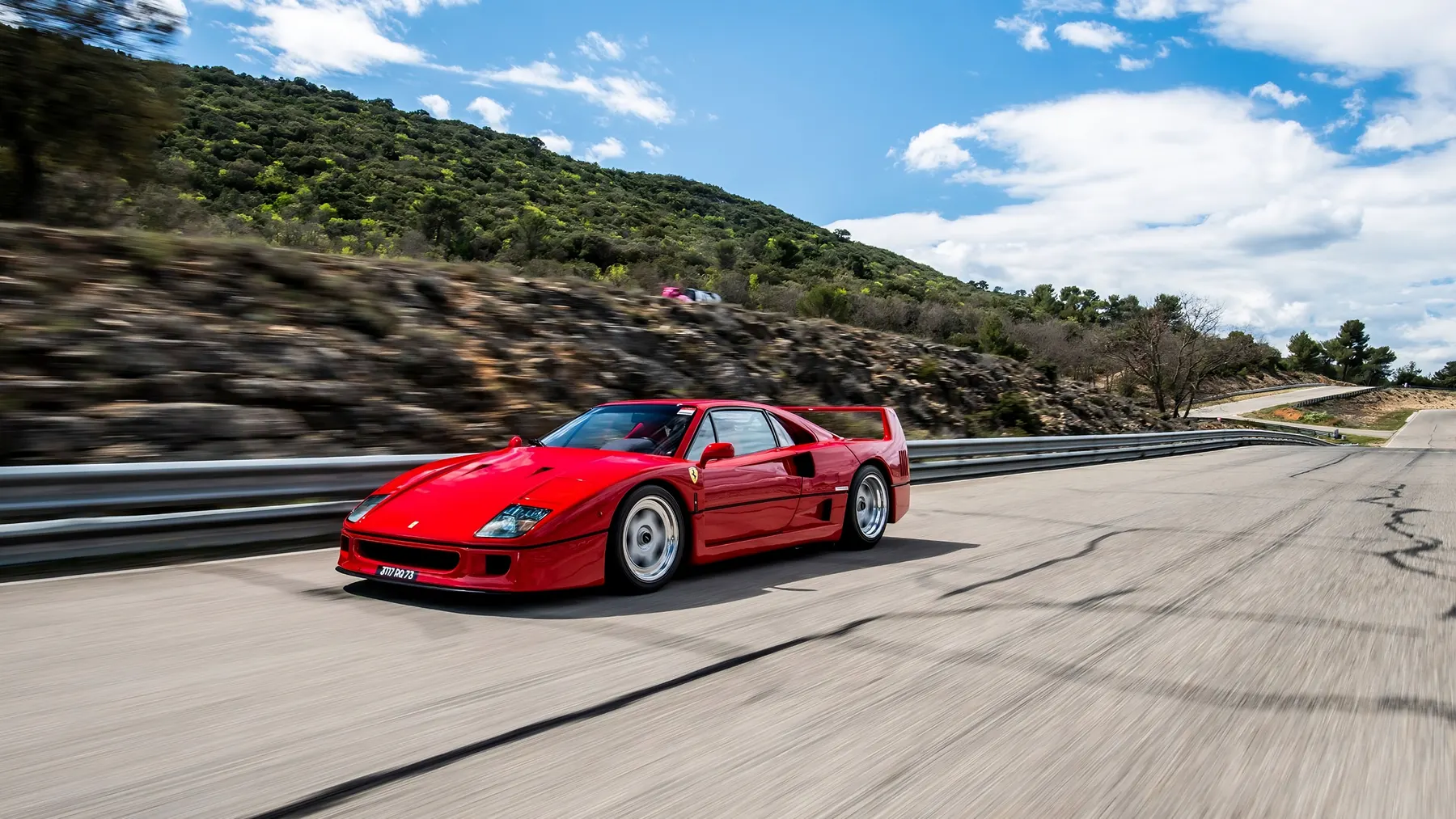 1989 Ferrari F40 - photo 1