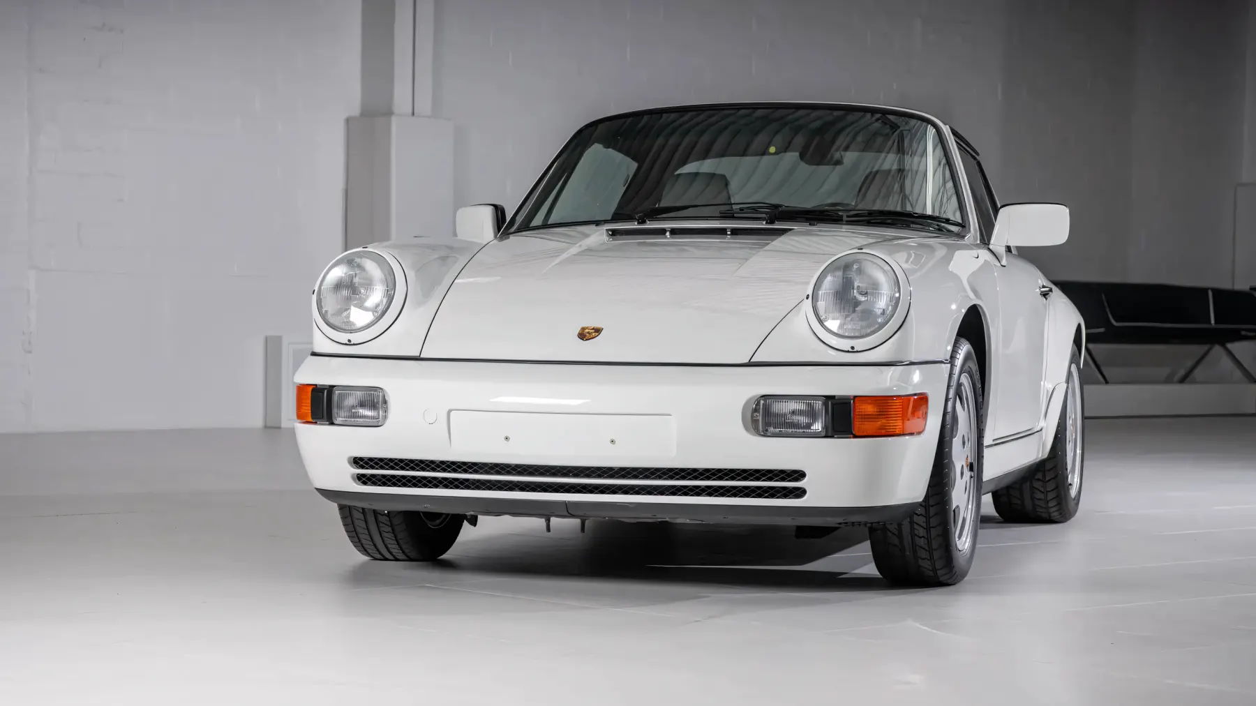 1990 Porsche 911 Carrera 2 Targa - photo 3