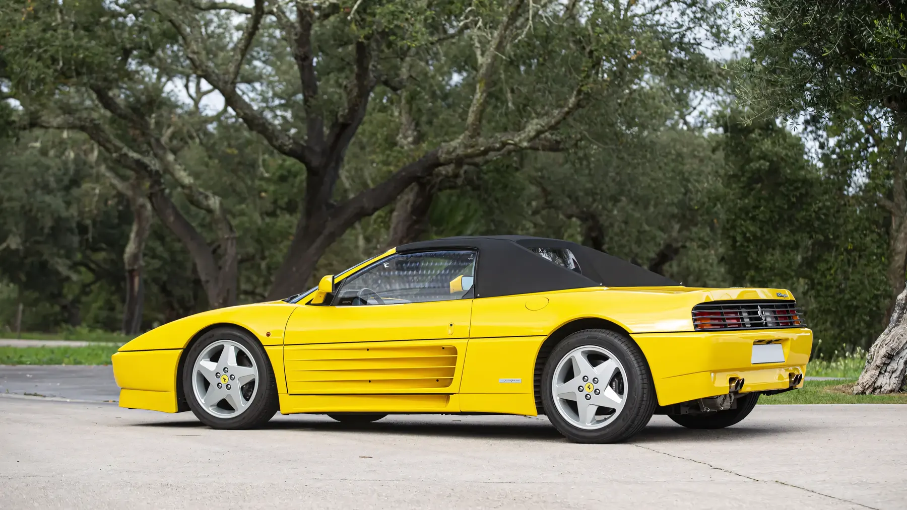 1993 Ferrari 348 Spider - photo 1