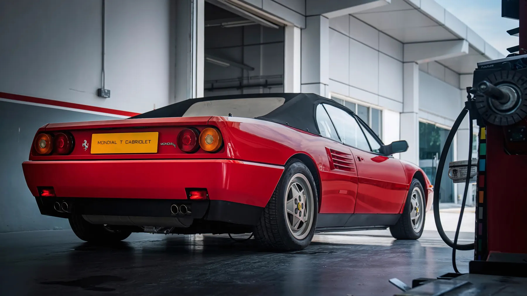 1993 Ferrari Mondial t Cabriolet - photo 5