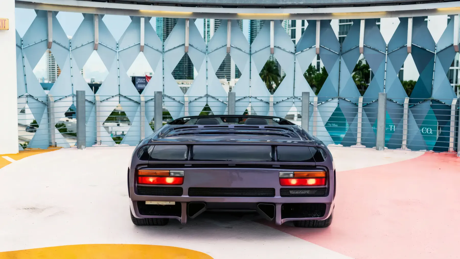 1993 Vector Avtech WX-3R Roadster Prototype - photo 3