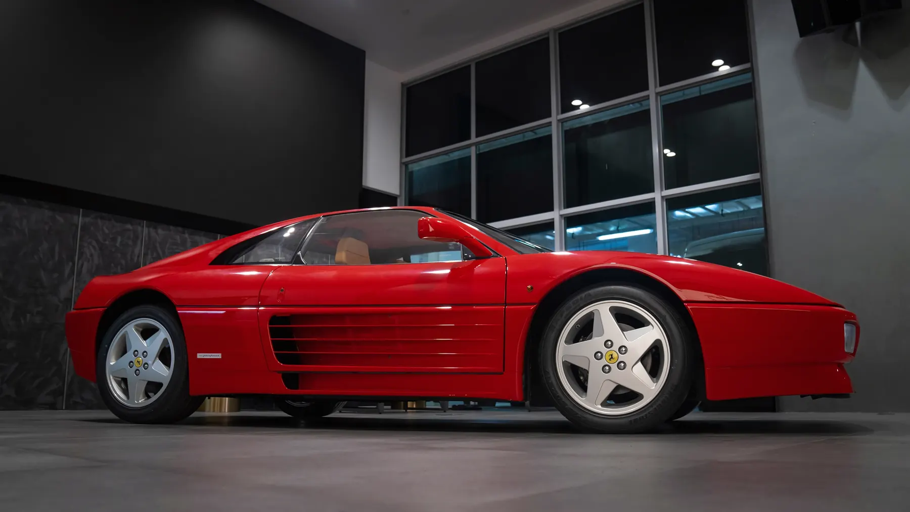 1994 Ferrari 348 GTB - photo 1