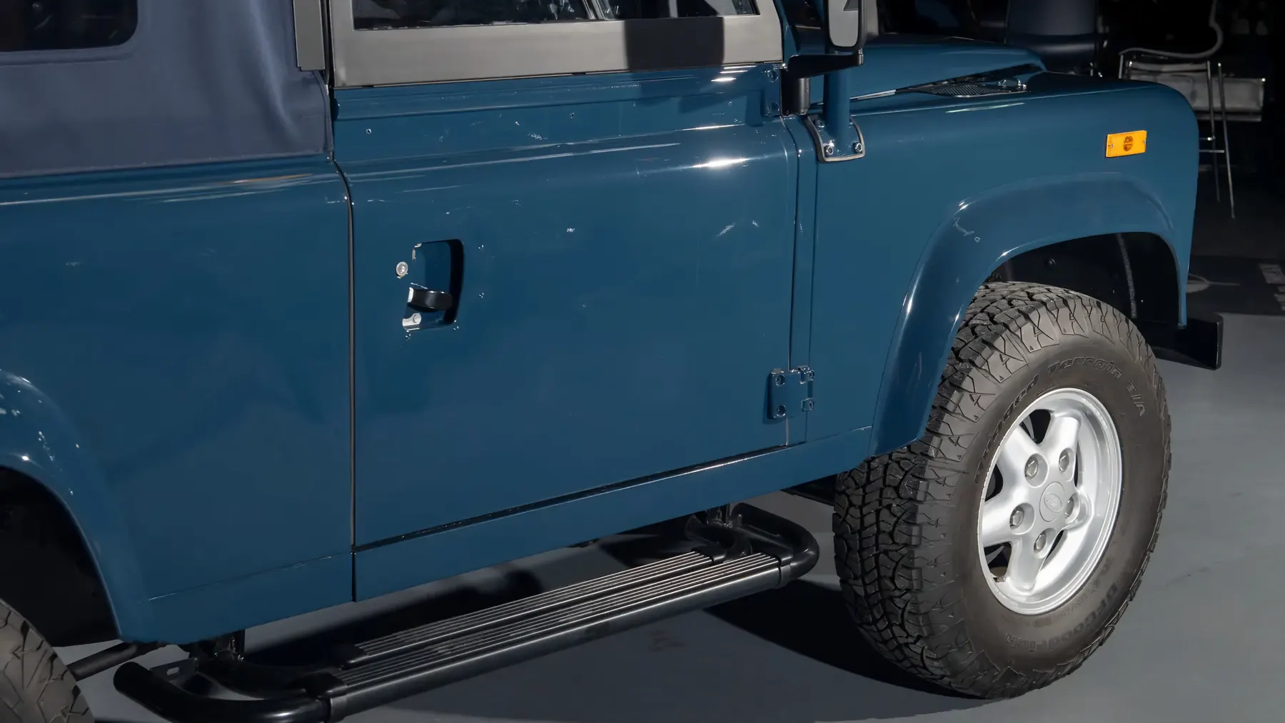 1994 Land Rover NAS Defender 90 - photo 2