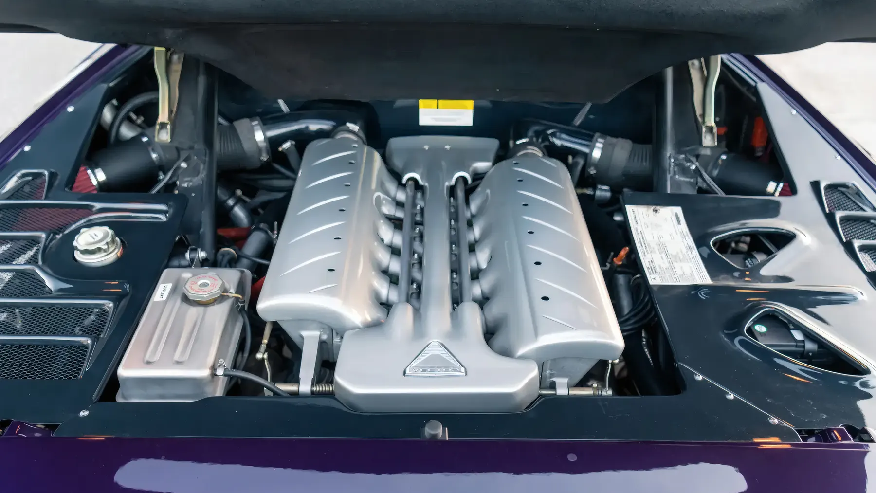 1996 Vector M12 - photo 6