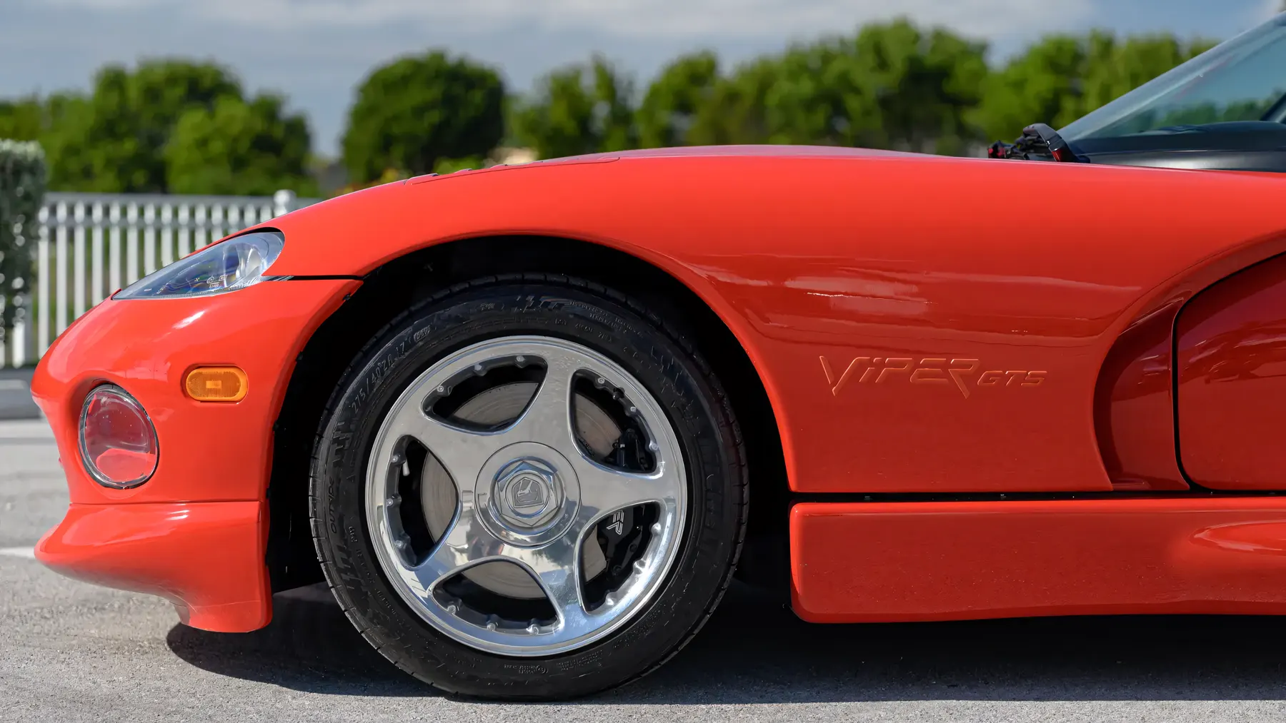 1997 Dodge Viper GTS - photo 1