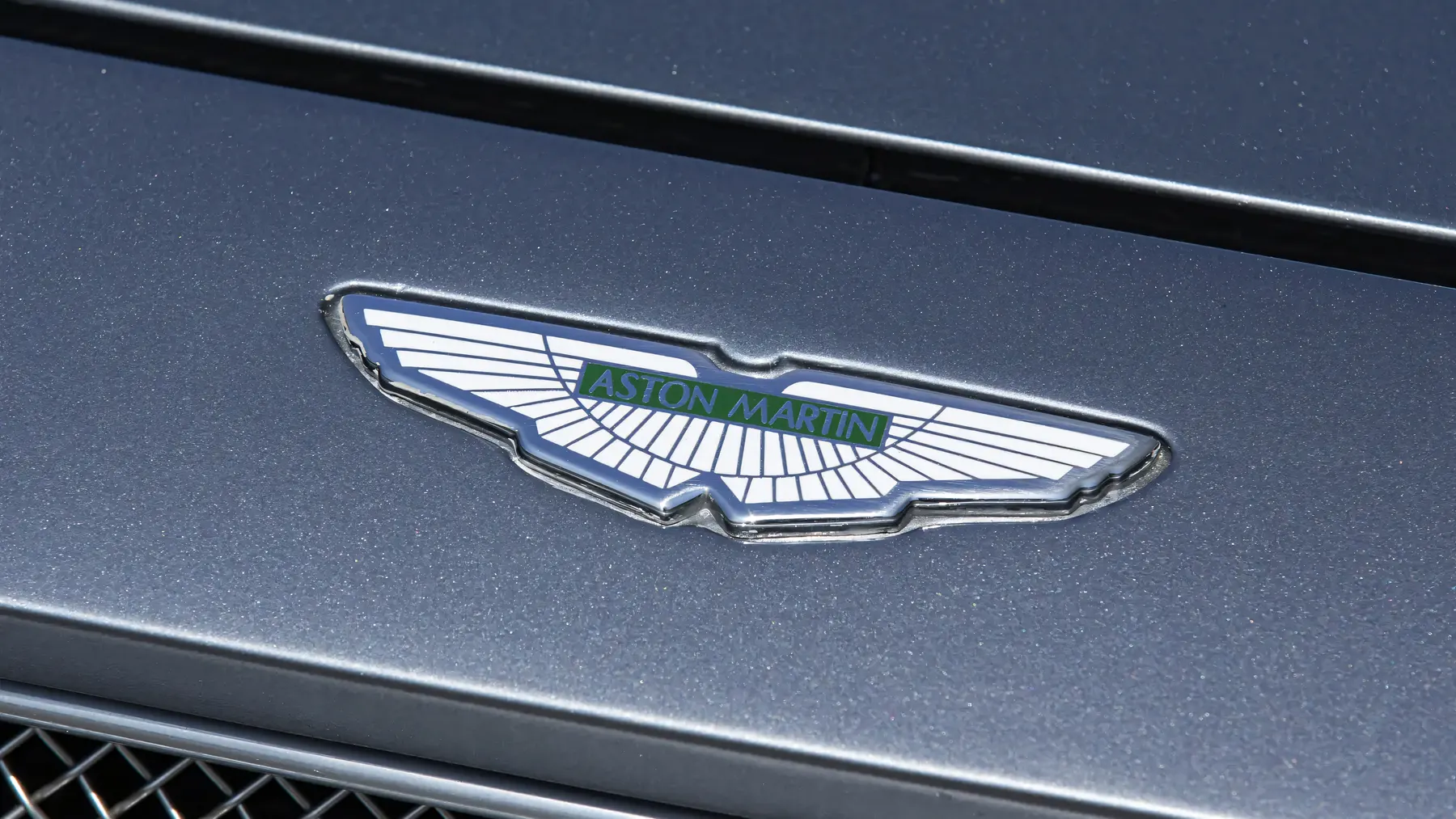 1998 Aston Martin V8 LWB Volante - photo 1