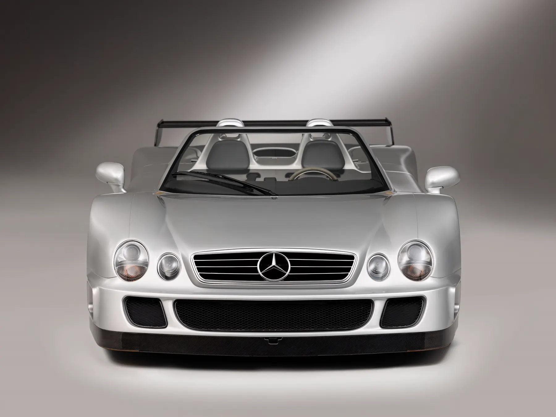 2002 Mercedes-Benz CLK GTR Roadster - photo 1