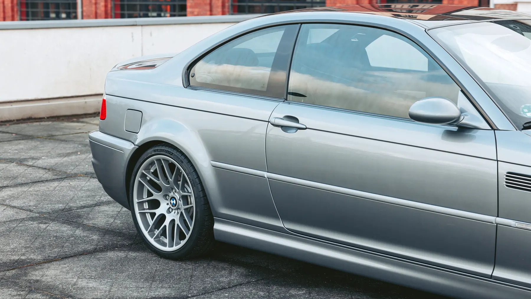 2003 BMW M3 CSL - photo 3