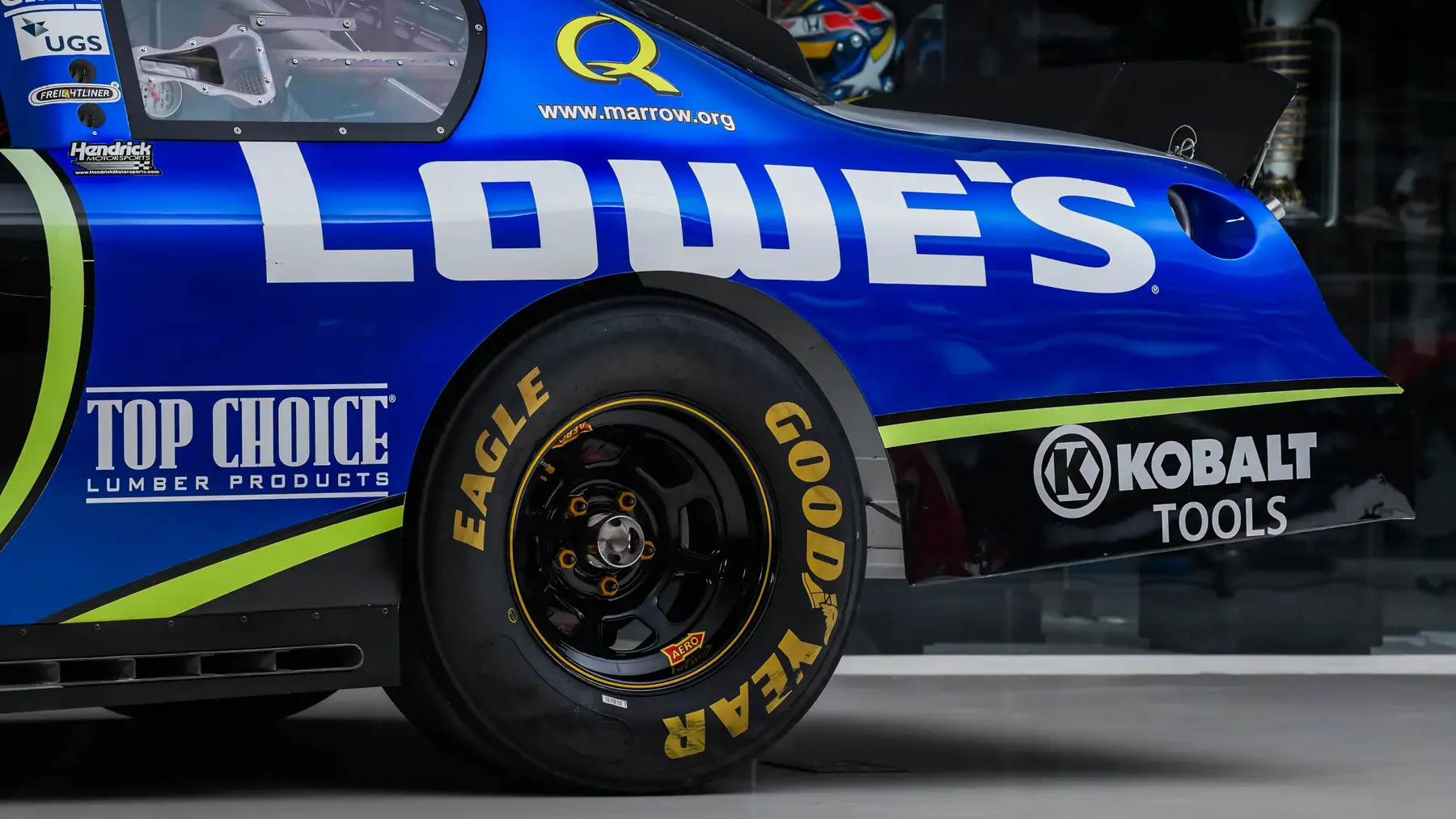 2006 Chevrolet Monte Carlo SS NASCAR 'Jimmie Johnson' - photo 1