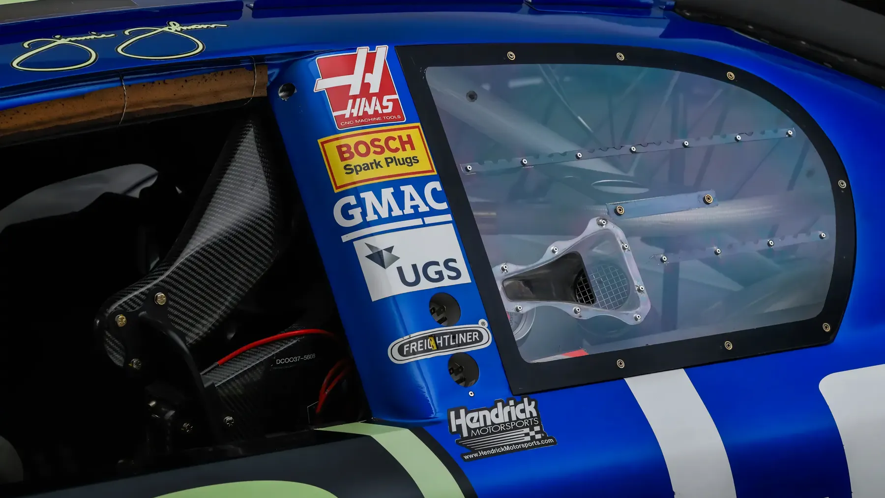2006 Chevrolet Monte Carlo SS NASCAR 'Jimmie Johnson' - photo 3