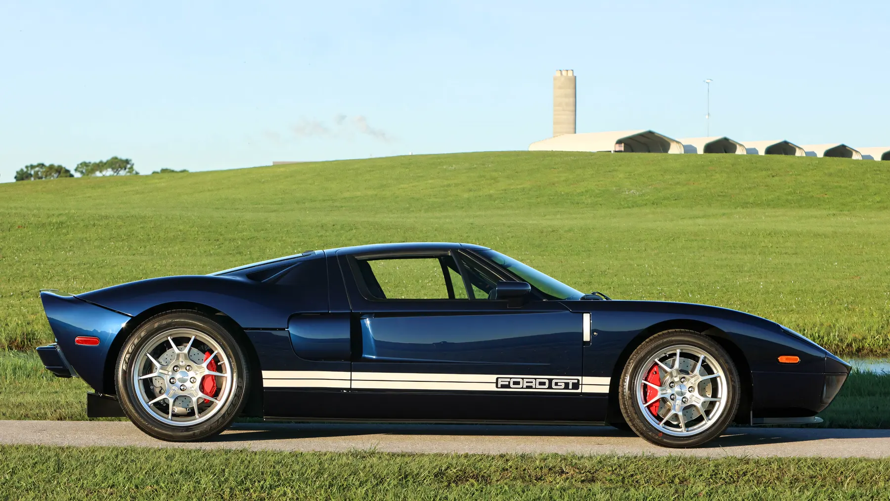 2006 Ford GT - photo 1