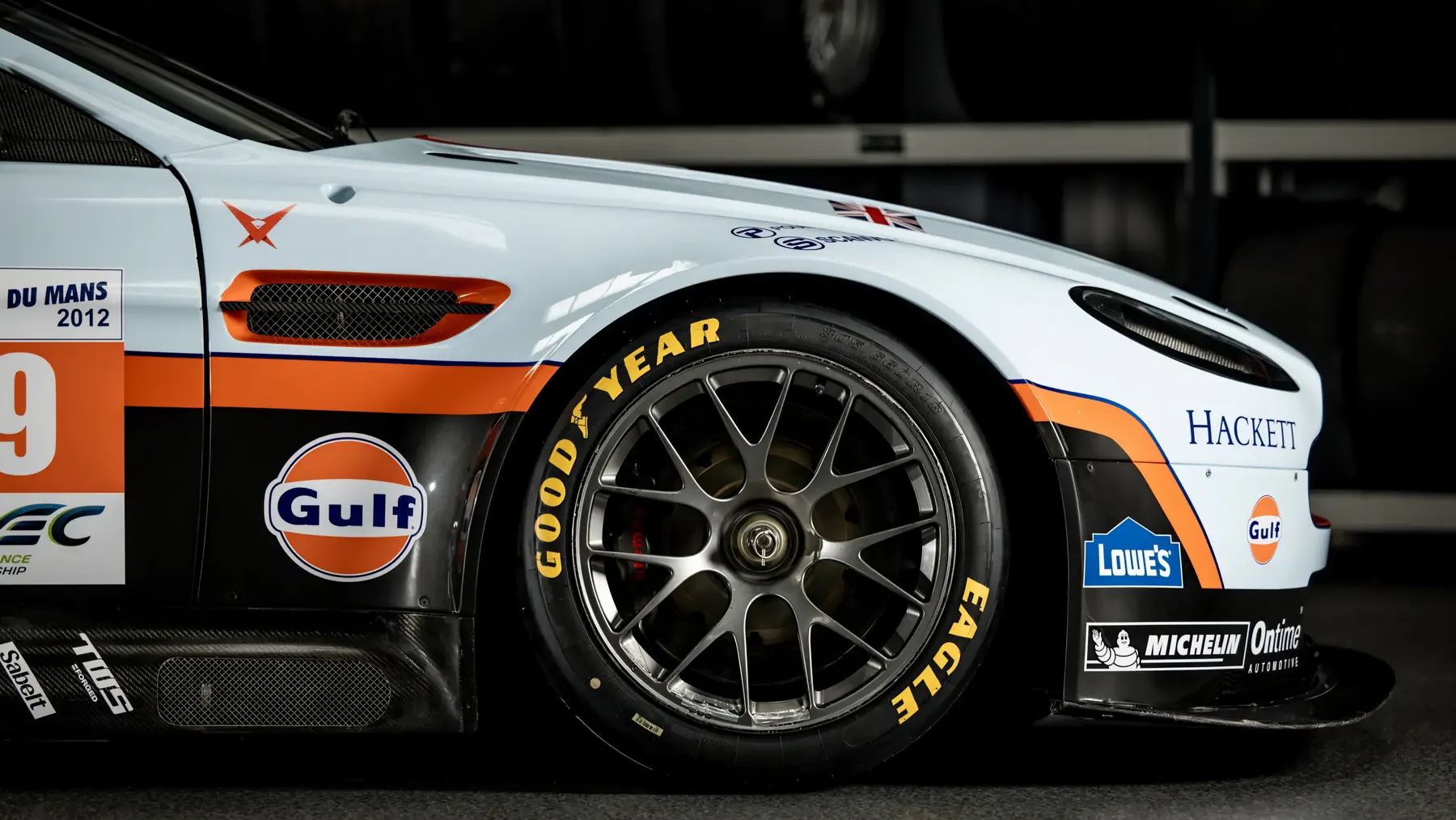 2008 Aston Martin V8 Vantage GT2 - photo 4