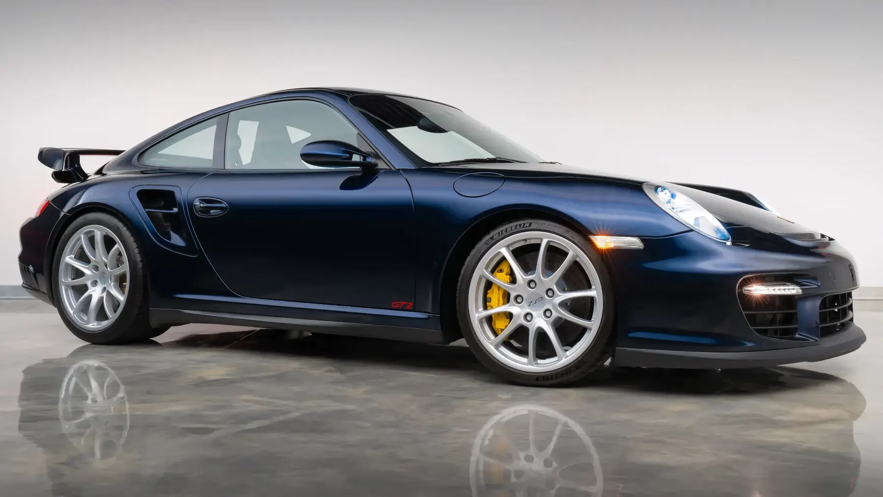 2008 Porsche 911 GT2 - photo 2