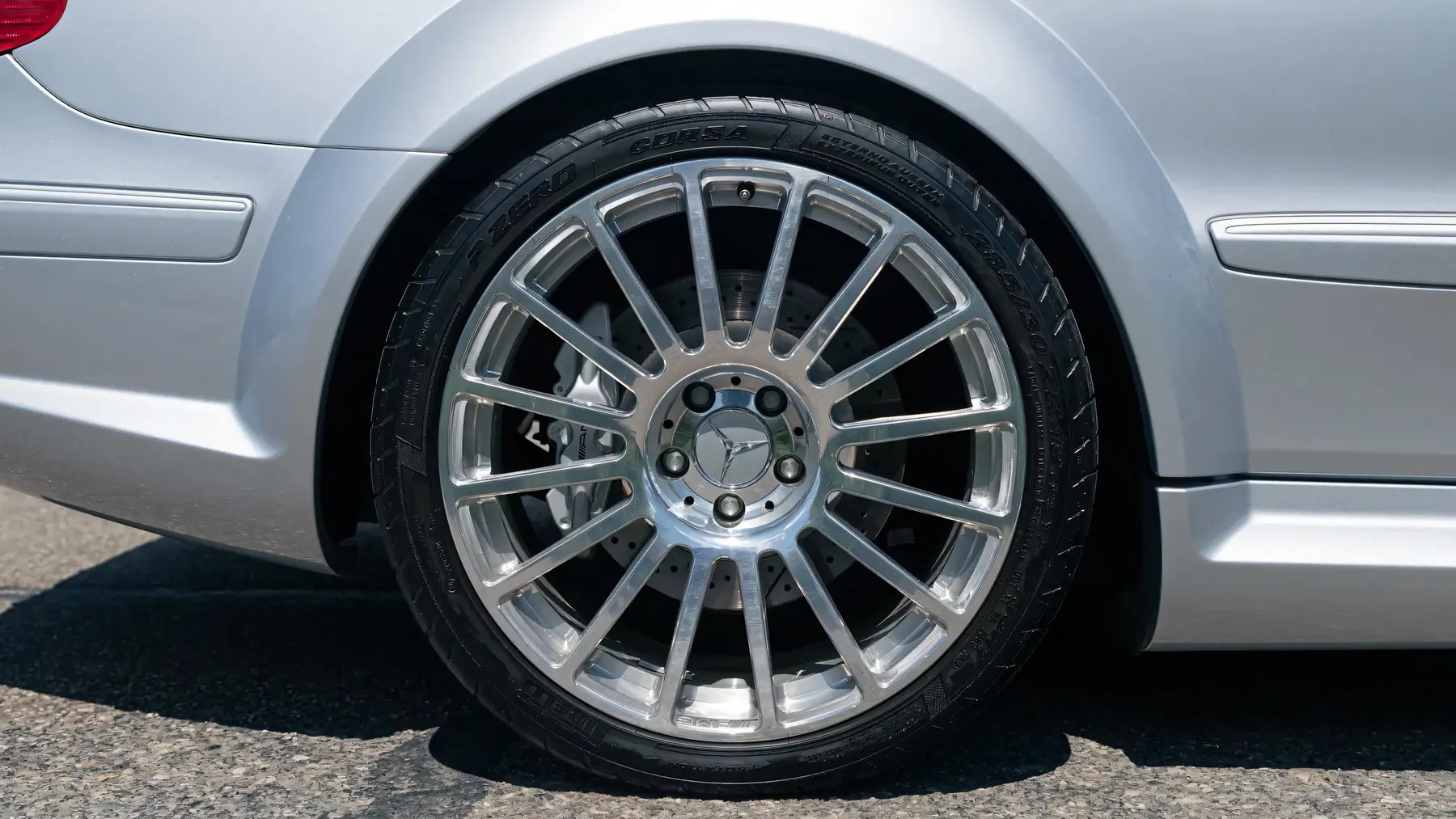 2009 Mercedes-Benz CLK 63 AMG Black Series Coupé - photo 2