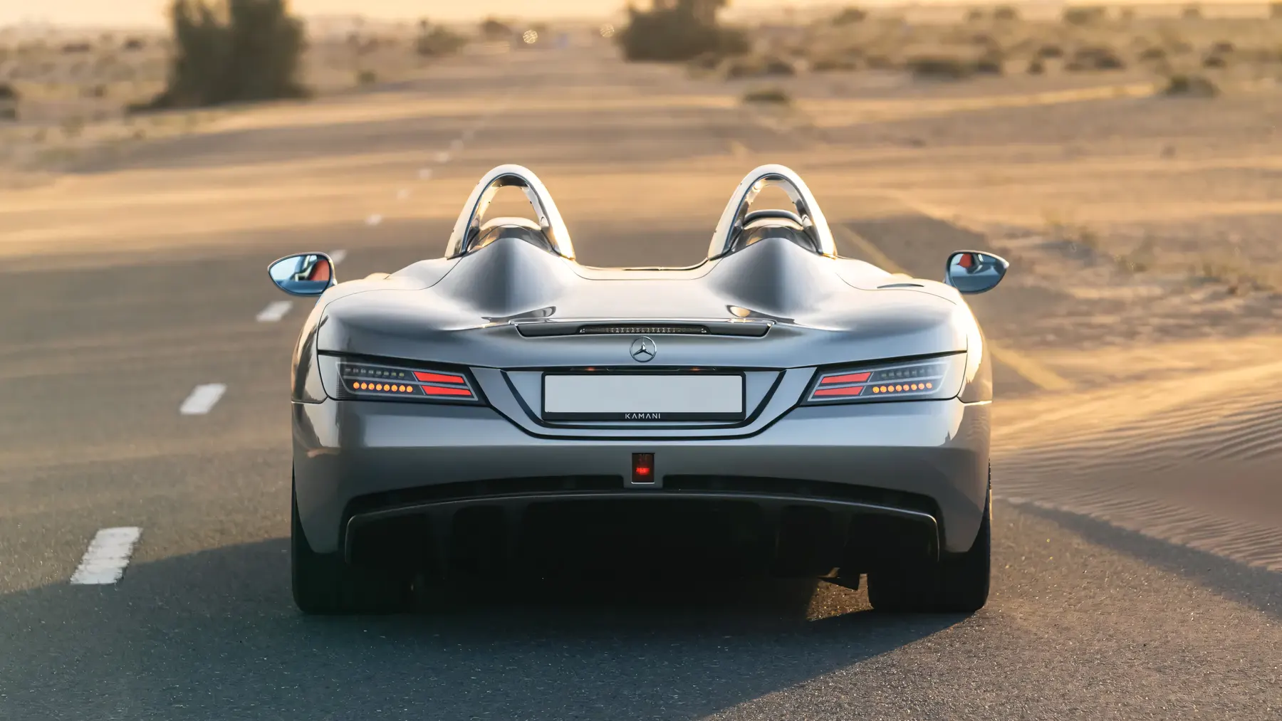 2009 Mercedes-Benz SLR McLaren Stirling Moss - photo 2