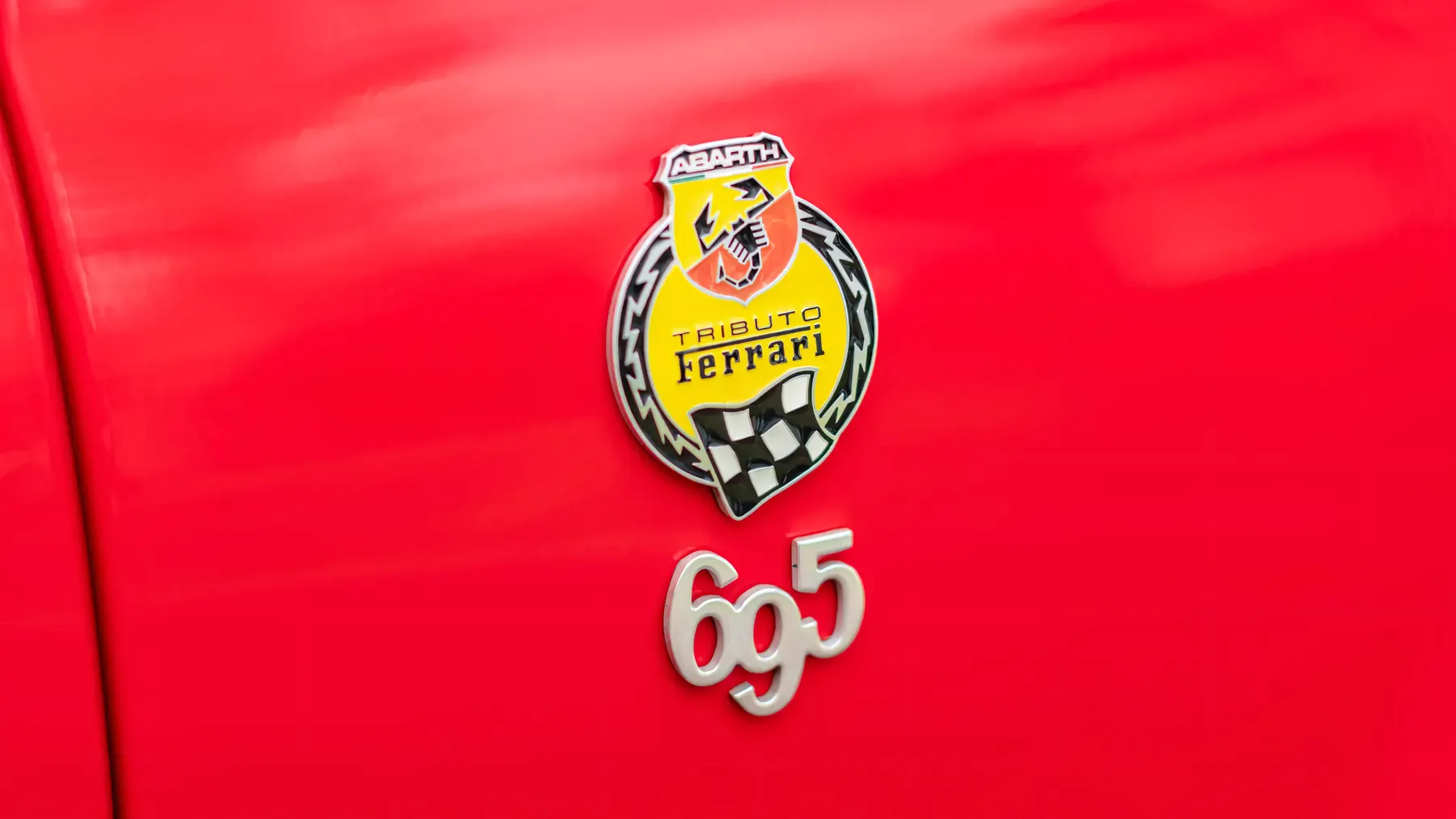 2010 Abarth 695 Tributo Ferrari - photo 1
