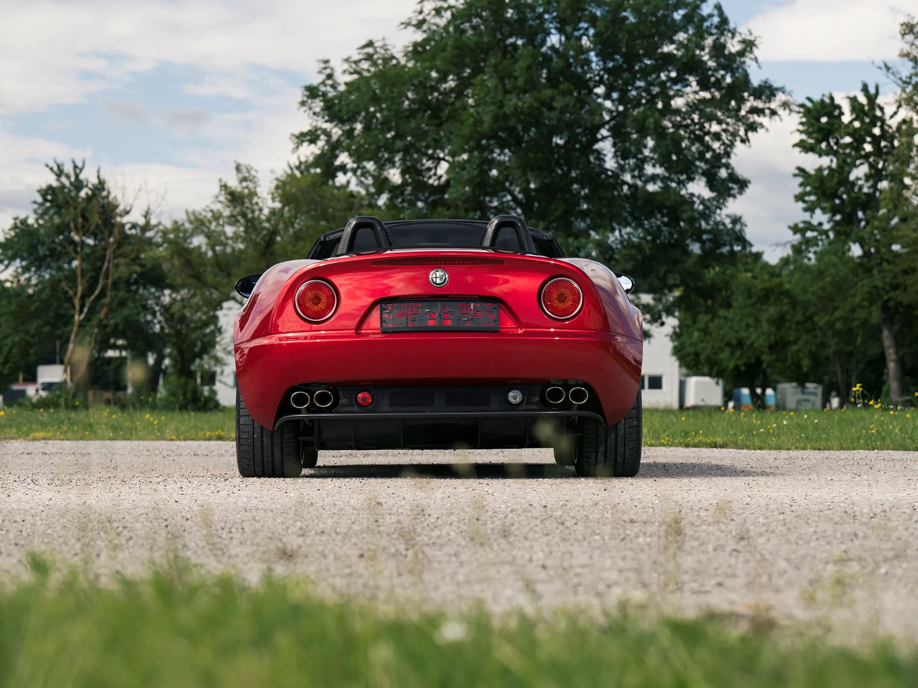 2010 Alfa Romeo 8C Spider - photo 3
