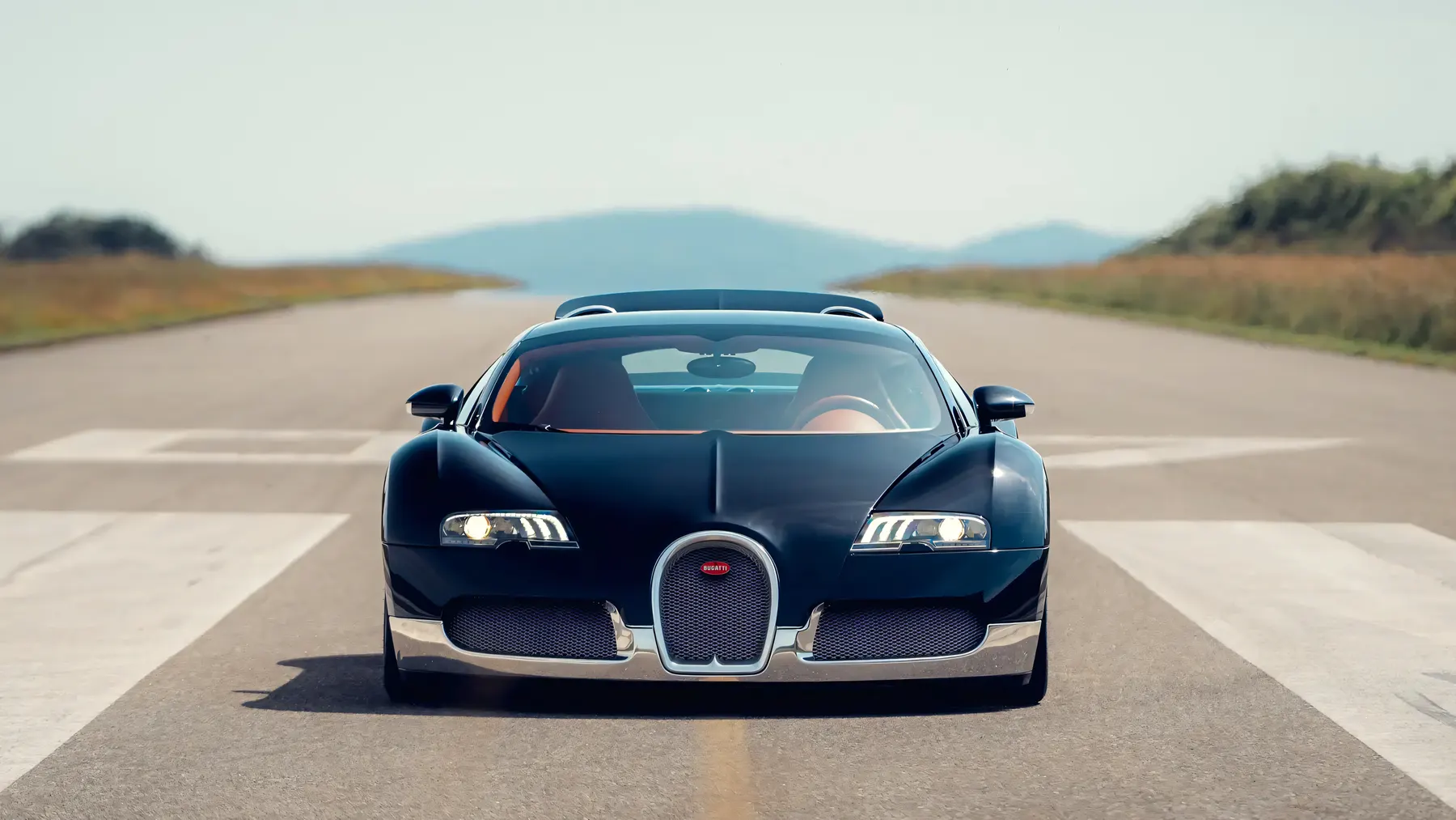 2010 Bugatti Veyron 16.4 Grand Sport 'Soleil de Nuit' - photo 1