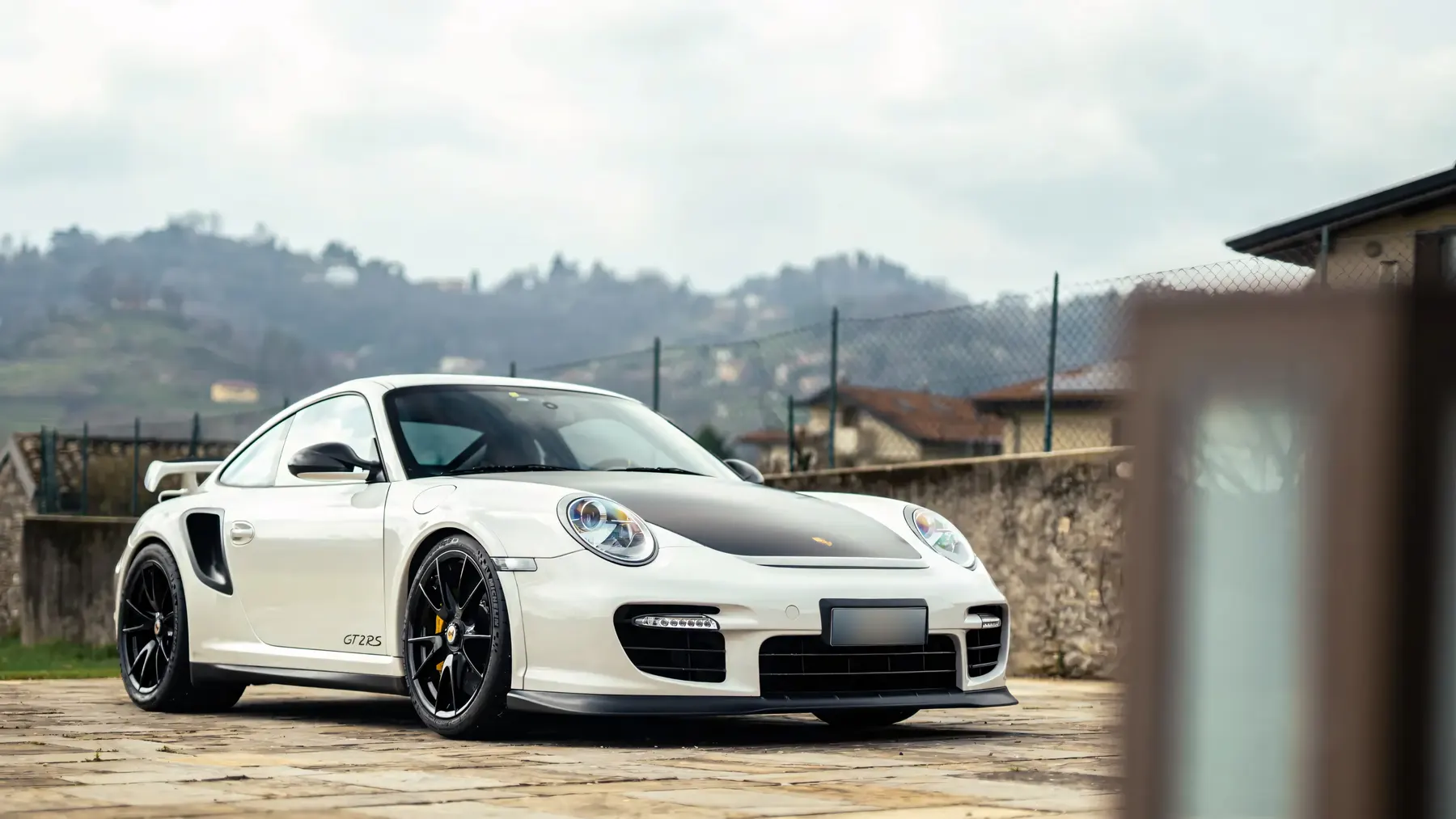 2011 Porsche 911 GT2 RS - photo 1