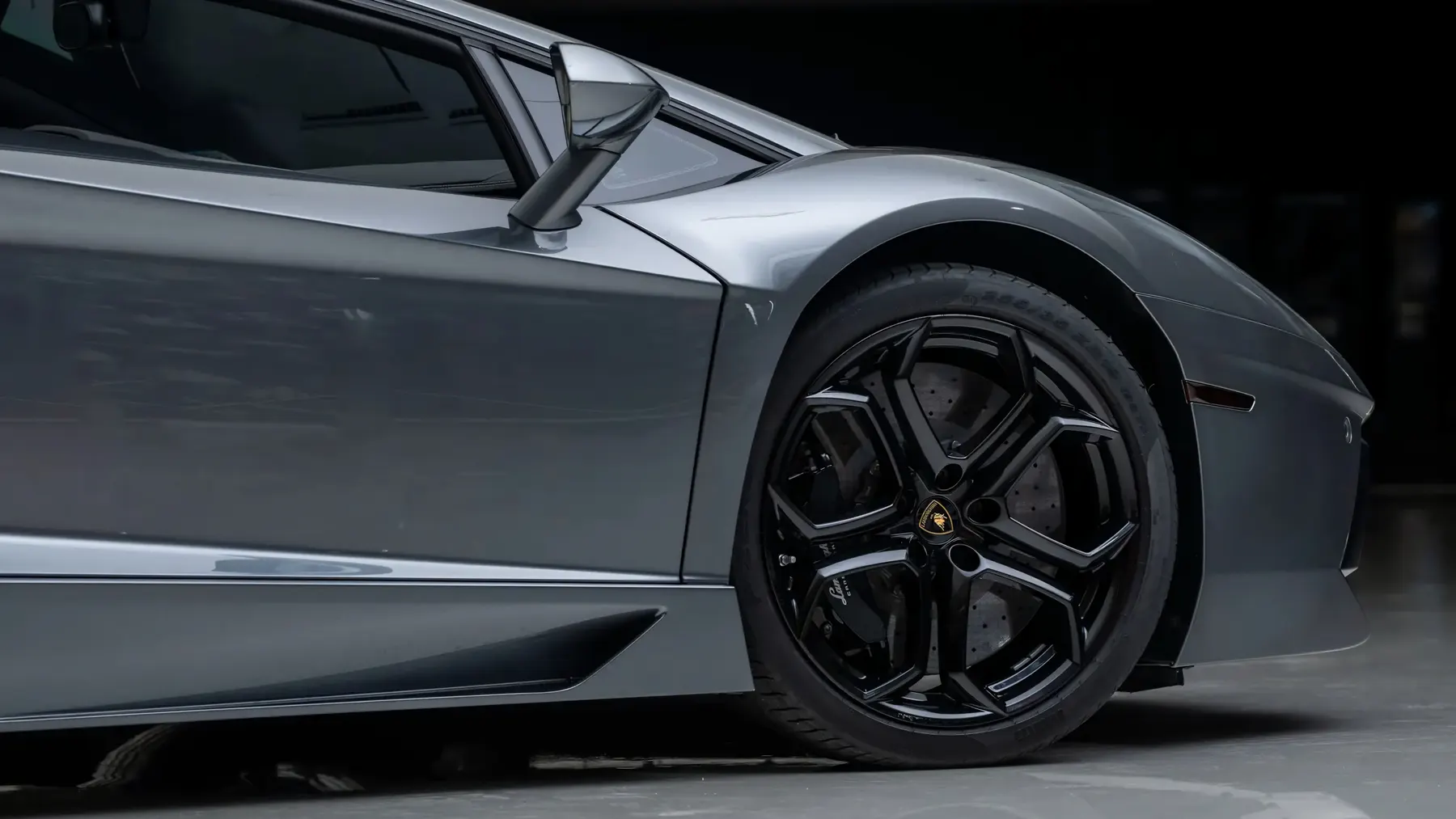 2012 Lamborghini Aventador LP700-4 Coupe - photo 4
