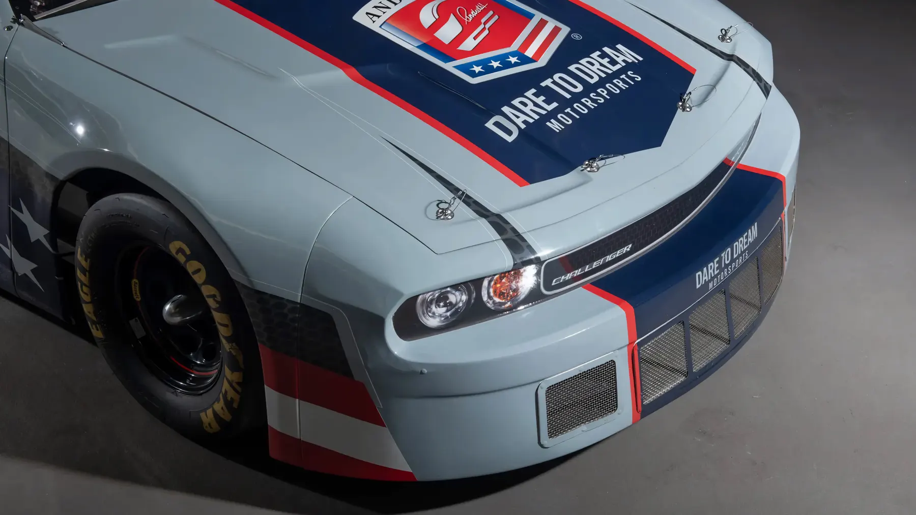 2013 Dodge Challenger SRT NASCAR - photo 1