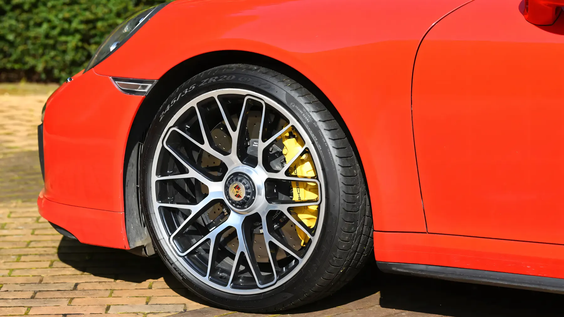 2014 Porsche 911 Turbo S Cabriolet - photo 1