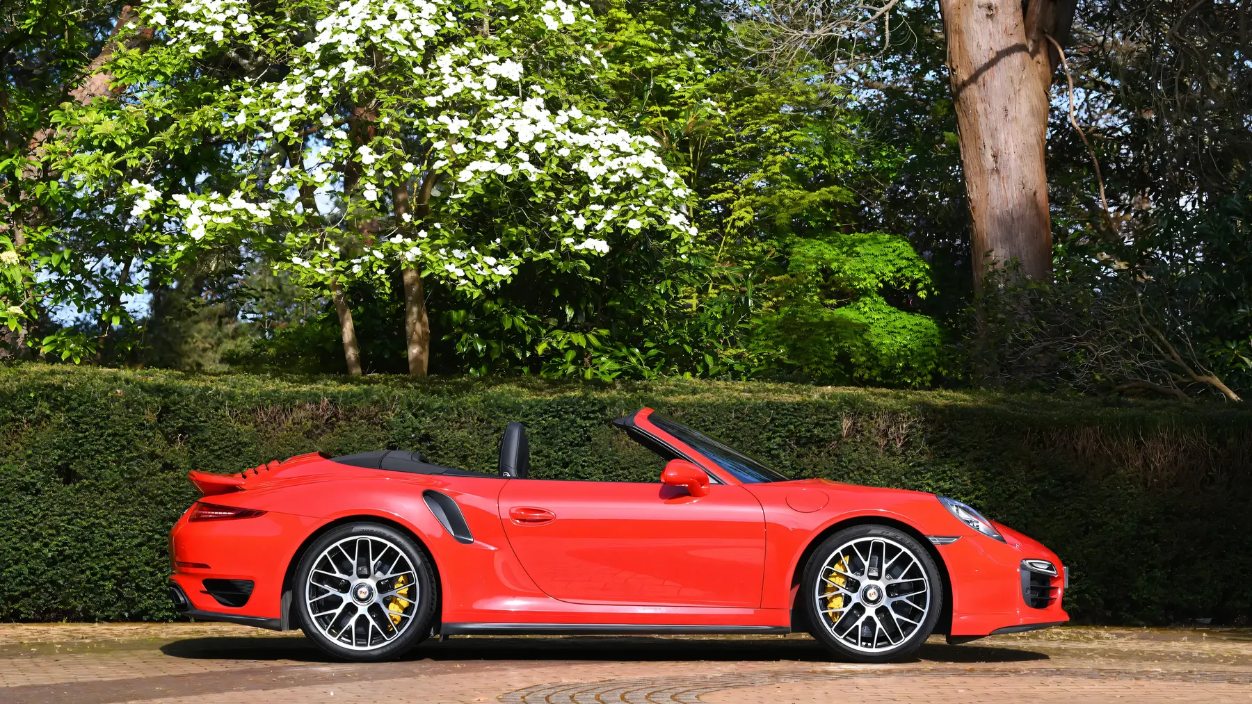 2014 Porsche 911 Turbo S Cabriolet - photo 1