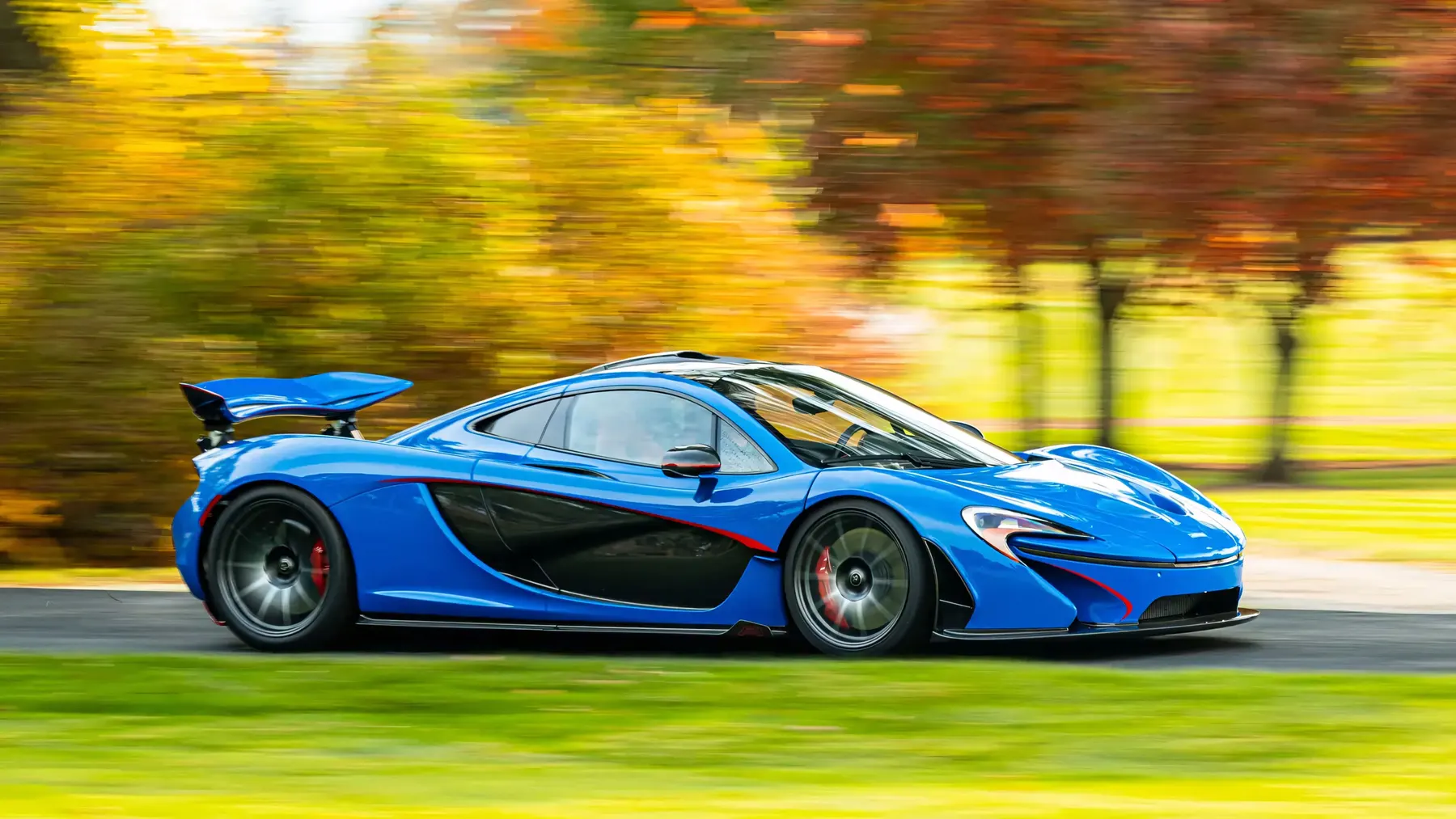 2015 McLaren P1 - photo 2