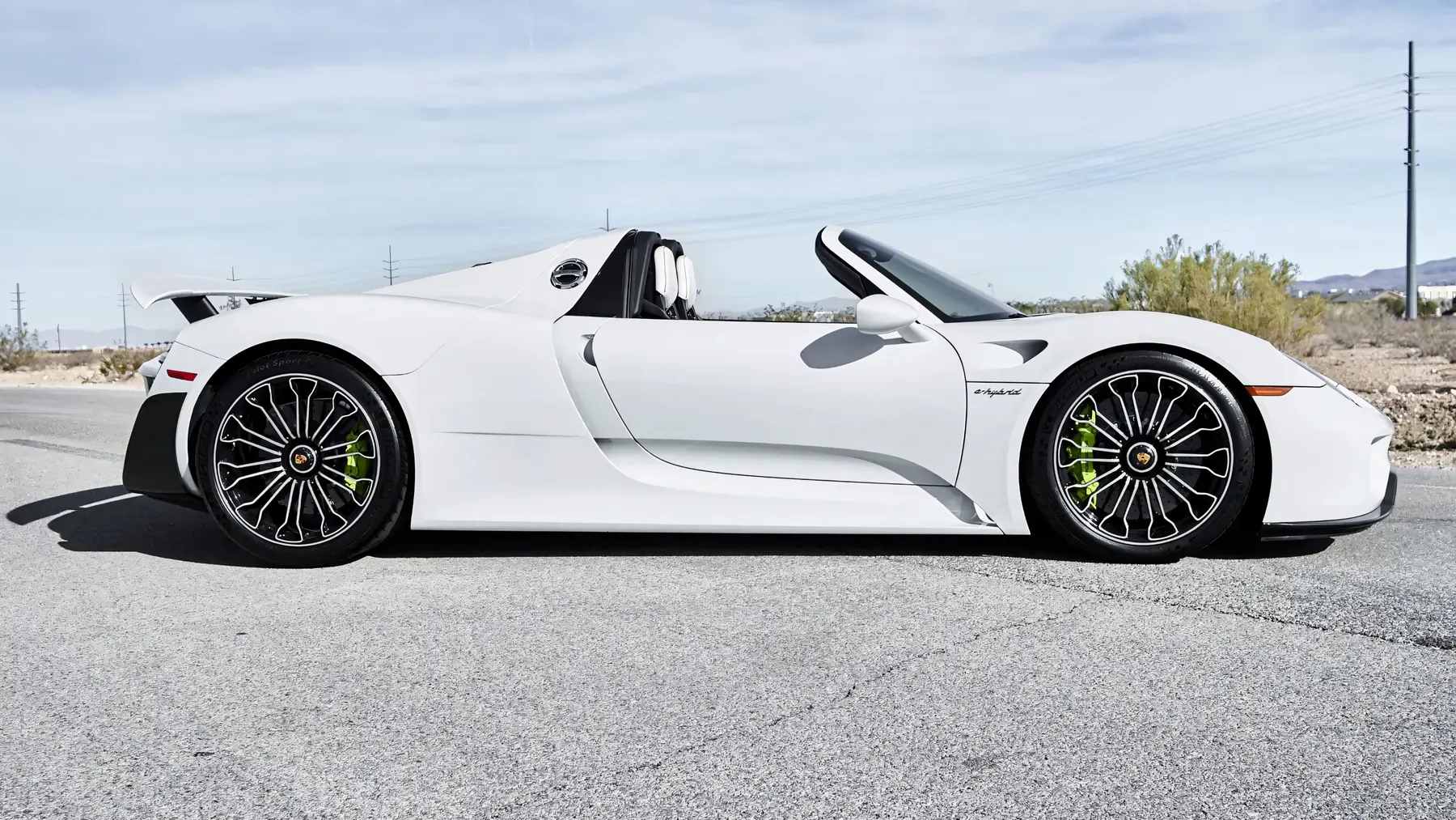 2015 Porsche 918 Spyder - photo 5