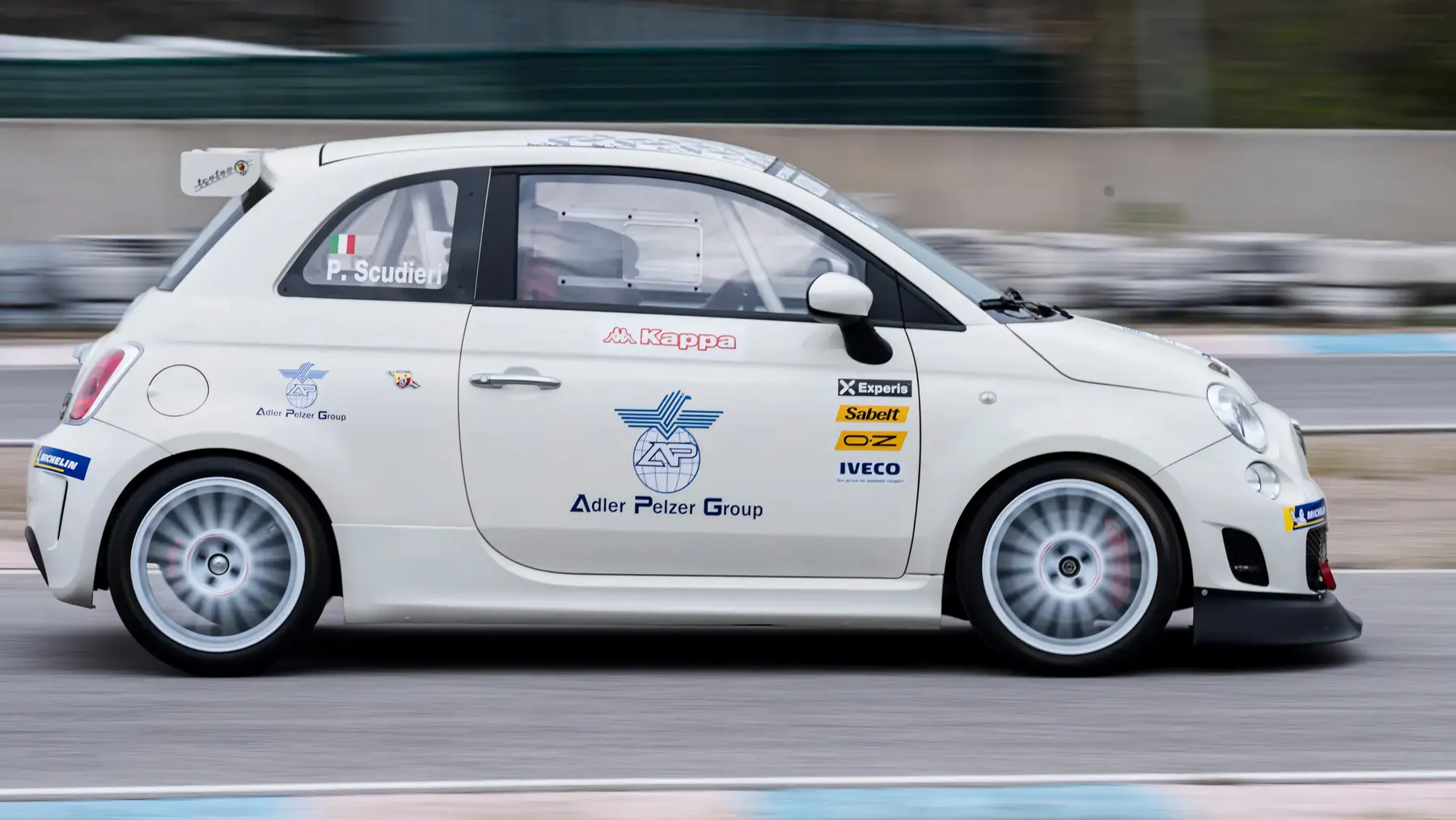 2016 Abarth 695 Assetto Corse Evoluzione - photo 7