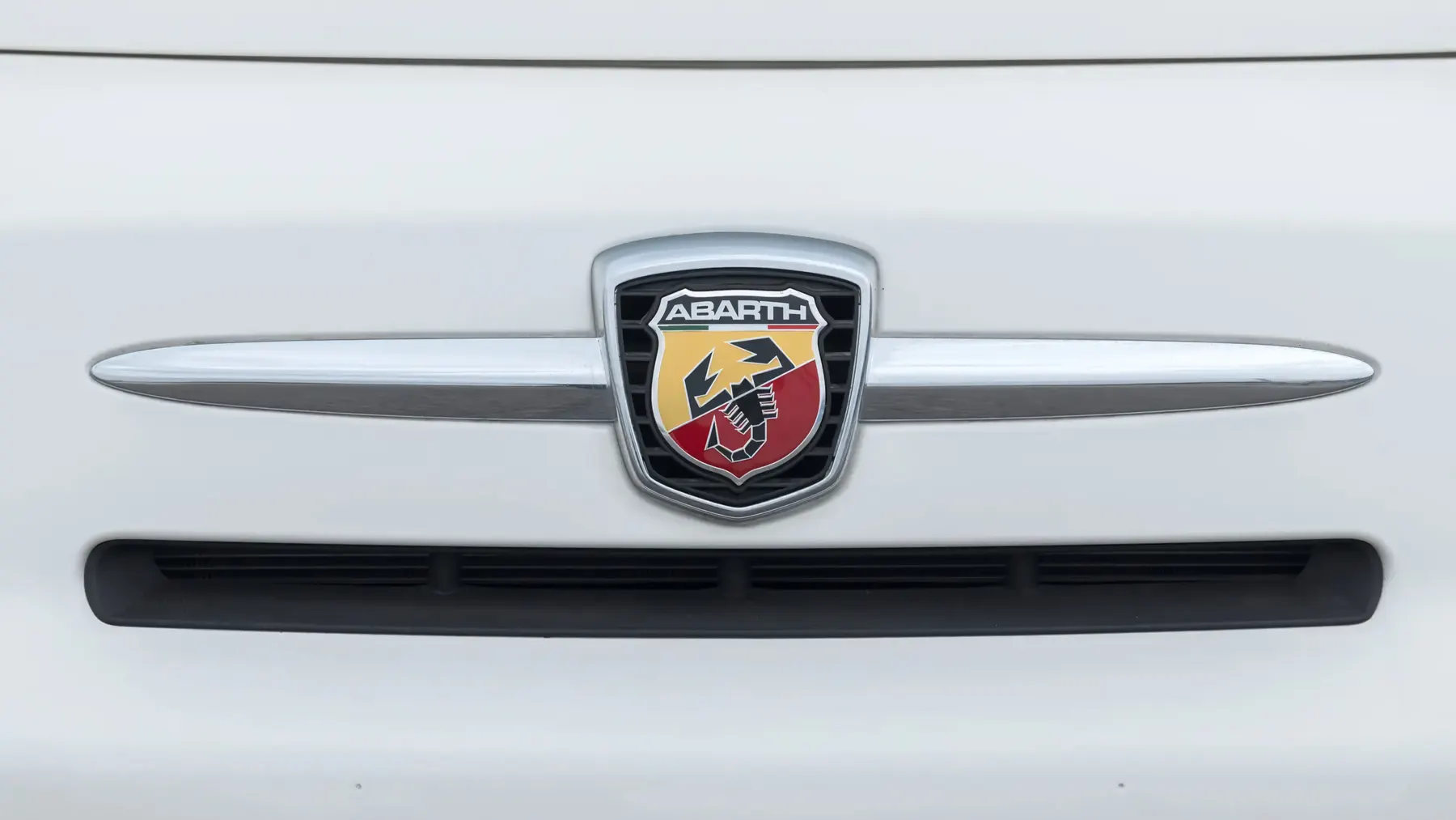 2016 Abarth 695 Assetto Corse Evoluzione - photo 8