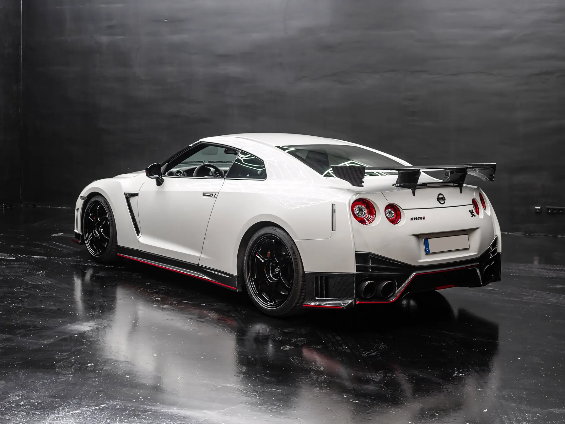2016 Nissan GT-R NISMO - photo 5