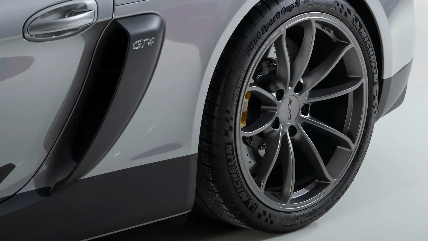 2016 Porsche Cayman GT4 - photo 9