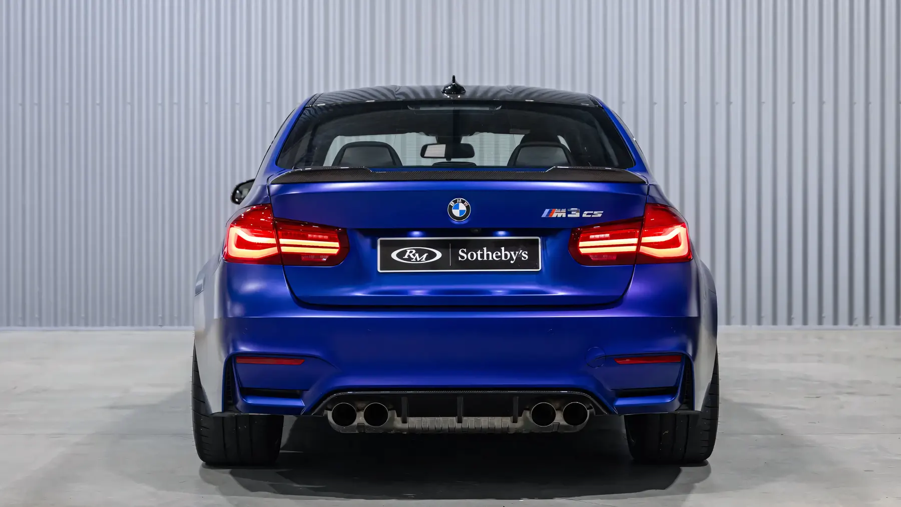 2018 BMW M3 CS - photo 4