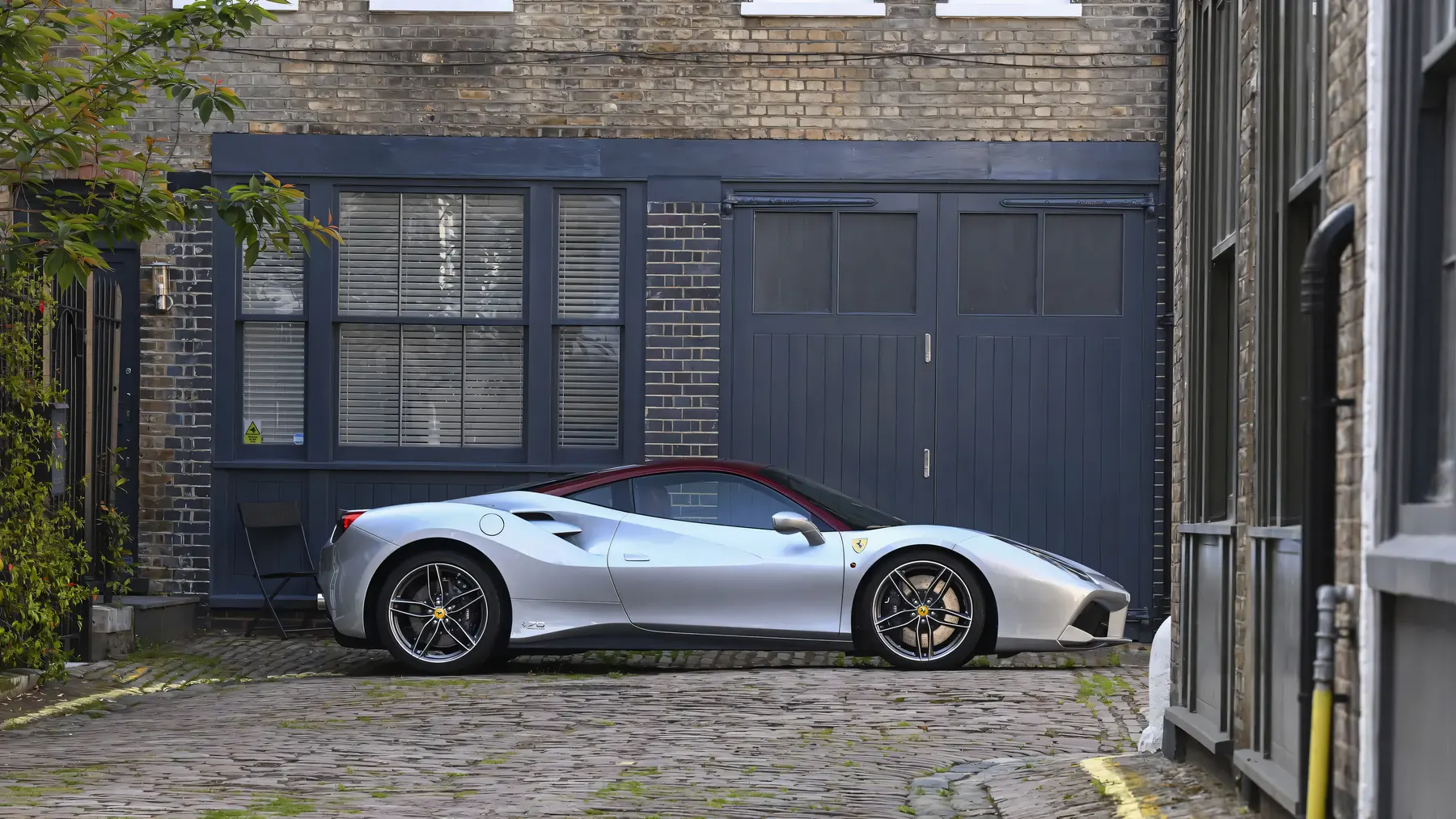 2018 Ferrari 488 GTB 70th Anniversary - photo 2