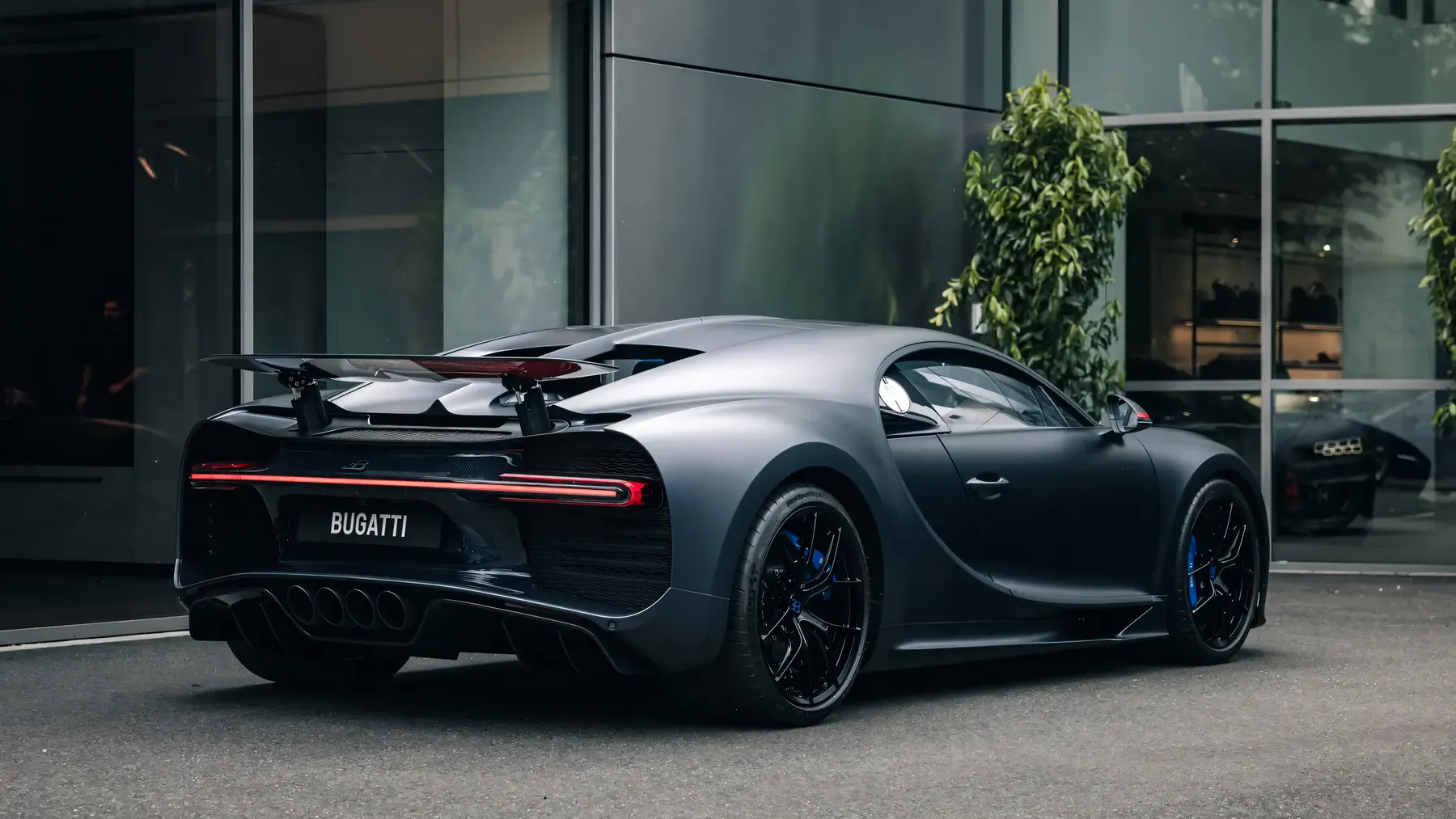 2019 Bugatti Chiron Sport '110 Ans Bugatti' - photo 4