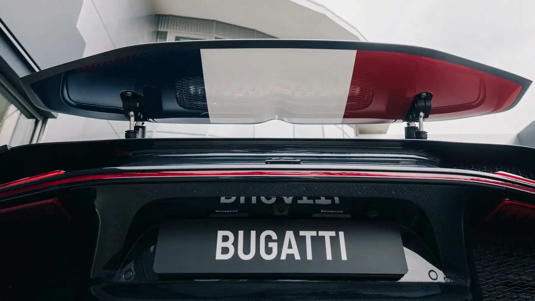 2019 Bugatti Chiron Sport '110 Ans Bugatti' - photo 3