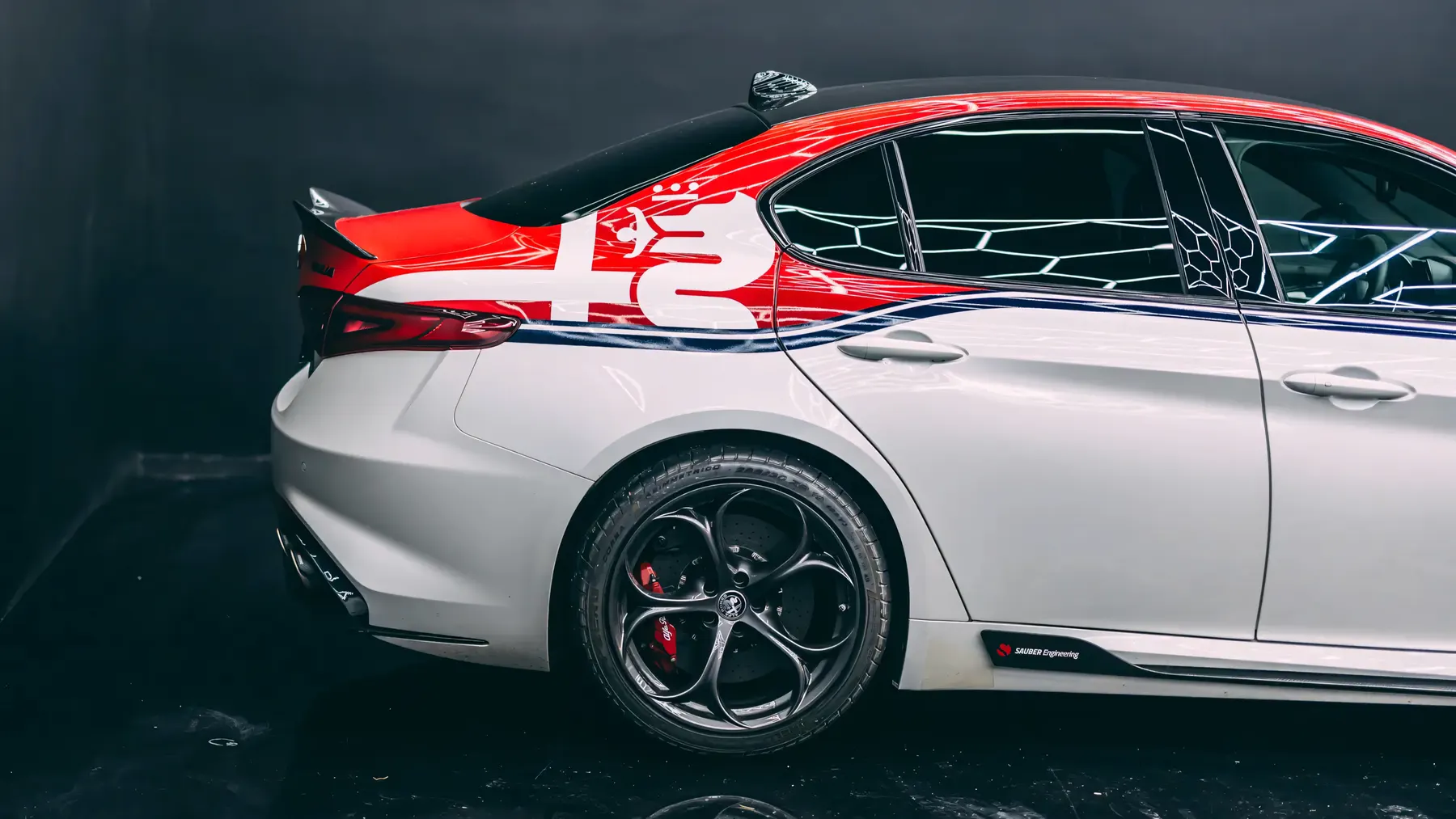 2020 Alfa Romeo Giulia Quadrifoglio 'Alfa Romeo Racing Edition' - photo 5