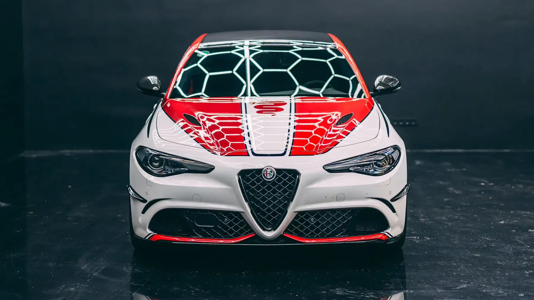 2020 Alfa Romeo Giulia Quadrifoglio 'Alfa Romeo Racing Edition' - photo 3